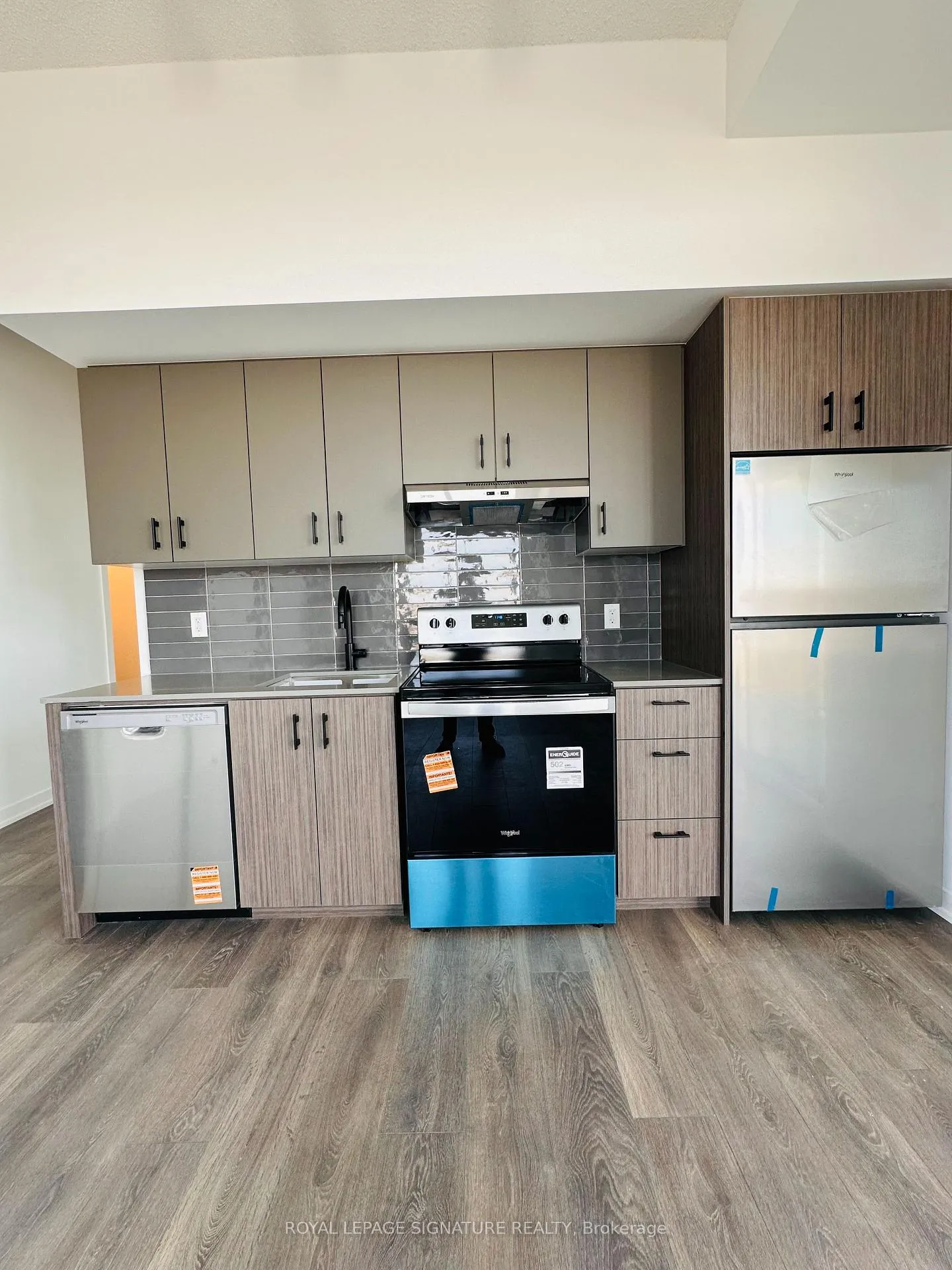Photo 7 of Unit 903, 4878 Powers Common, Burlington, Alton — HOMEH