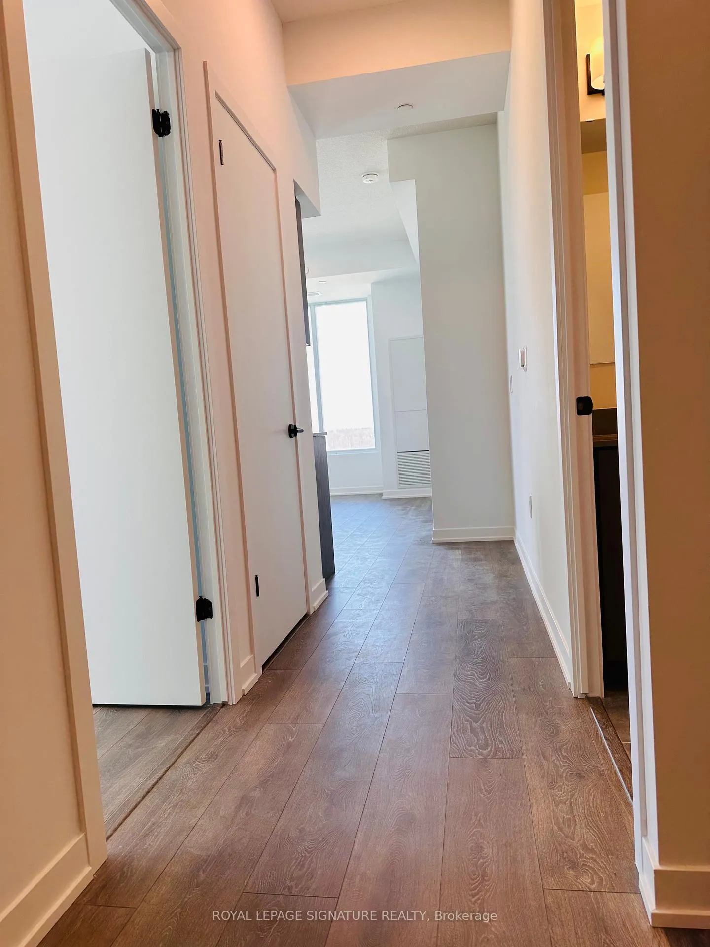 Photo 11 of Unit 903, 4878 Powers Common, Burlington, Alton — HOMEH