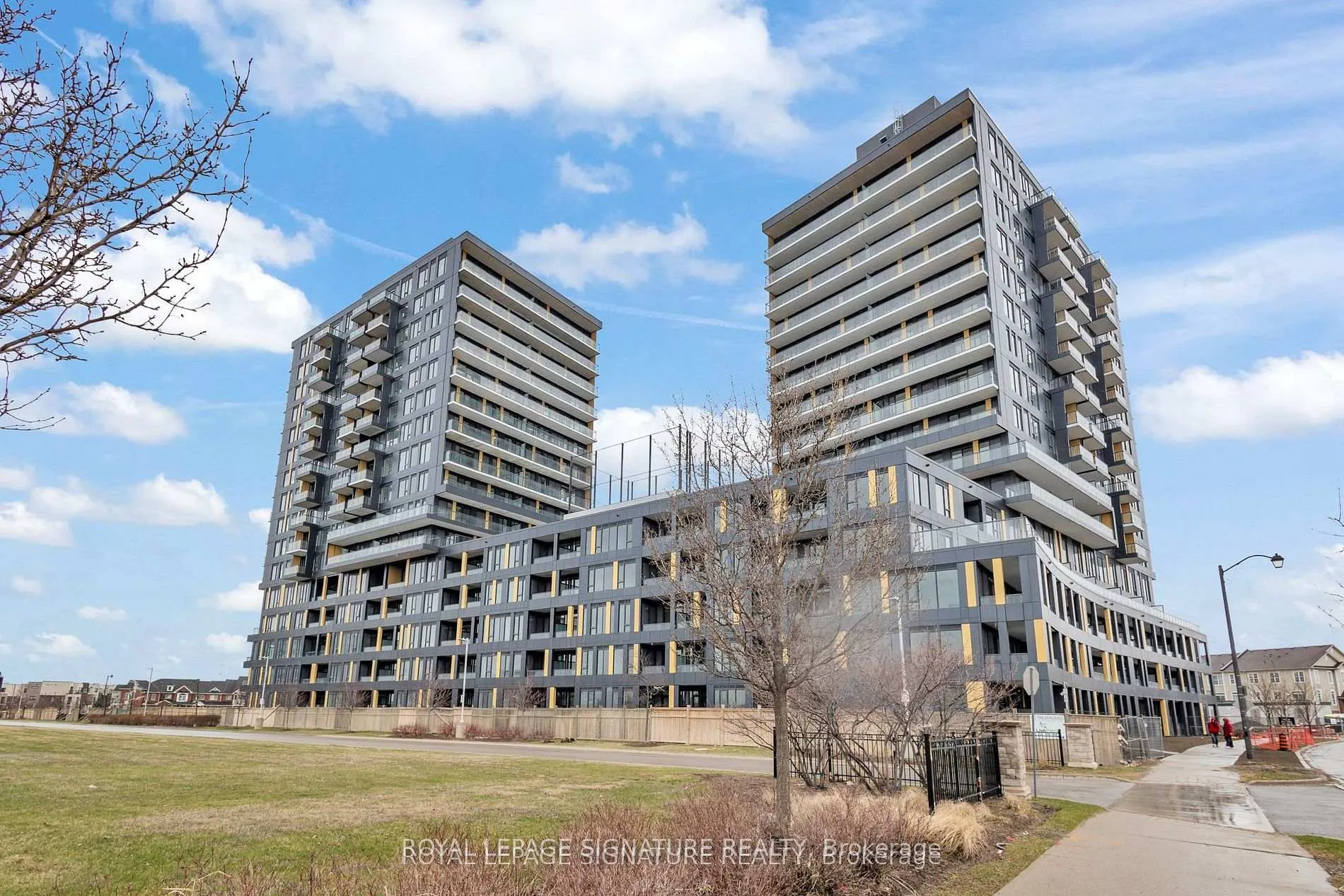 Photo 26 of Unit 903, 4878 Powers Common, Burlington, Alton — HOMEH