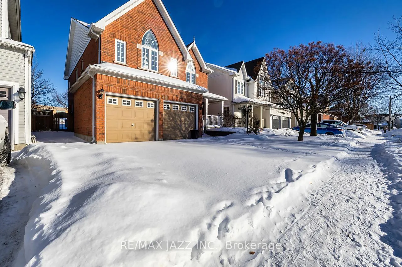 Front of 1238 Oakhill Avenue