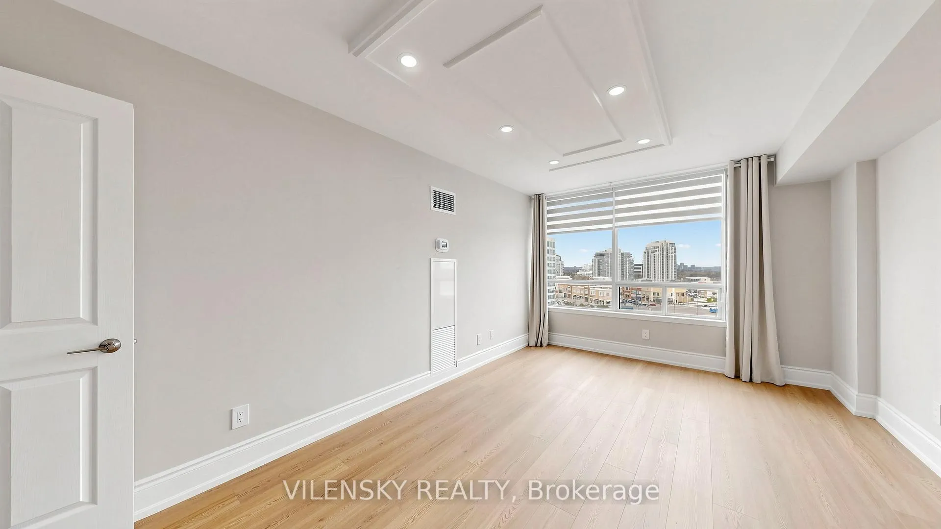 Photo 15 of Unit 1402, 110 Promenade Circle, Vaughan, Brownridge — HOMEH