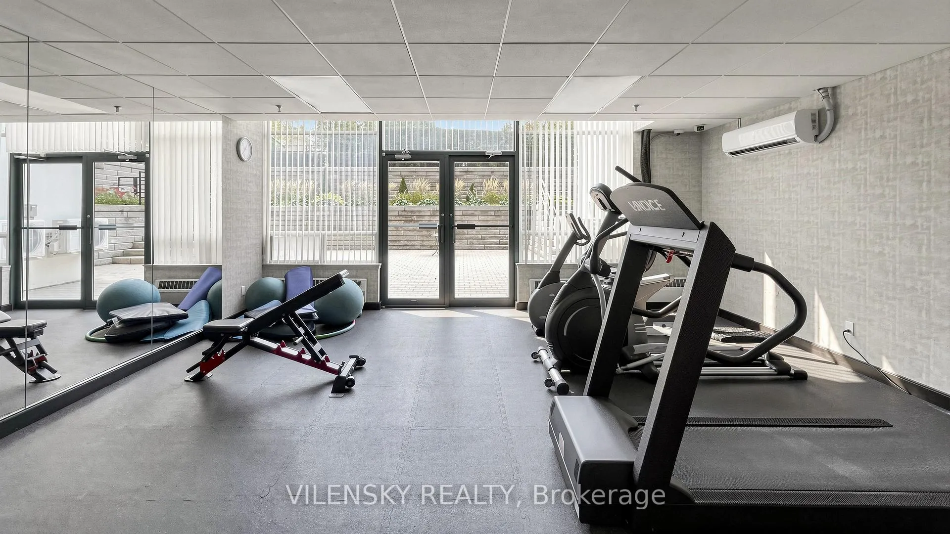 Photo 29 of Unit 1402, 110 Promenade Circle, Vaughan, Brownridge — HOMEH