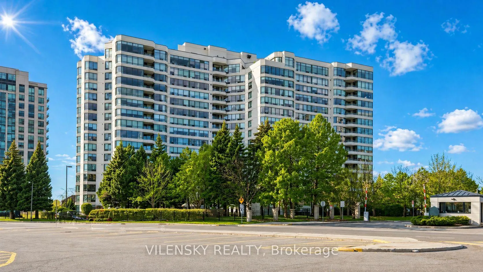Photo 44 of Unit 1402, 110 Promenade Circle, Vaughan, Brownridge — HOMEH