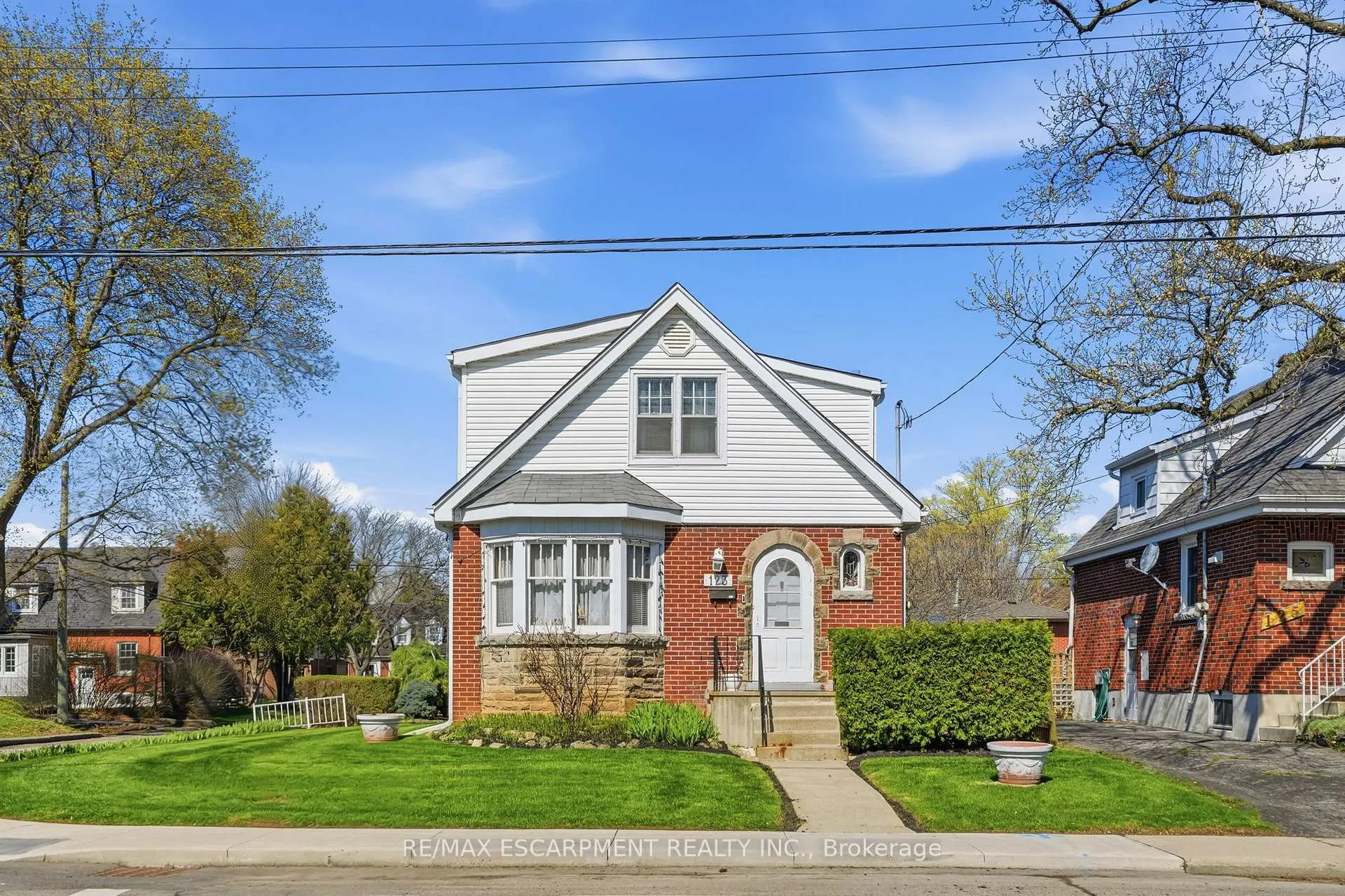Photo 1 of 123 Longwood Road N, Hamilton, Westdale — HOMEH