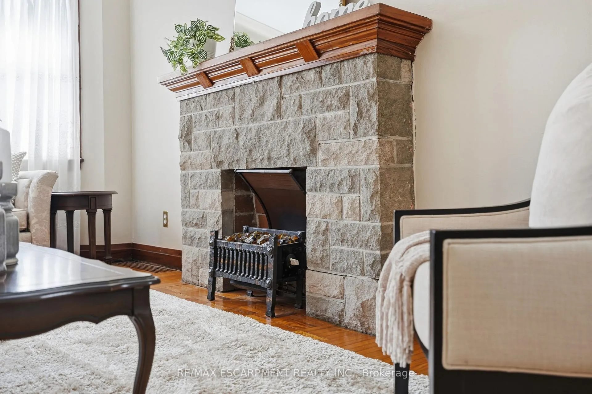 Photo 8 of 123 Longwood Road N, Hamilton, Westdale — HOMEH