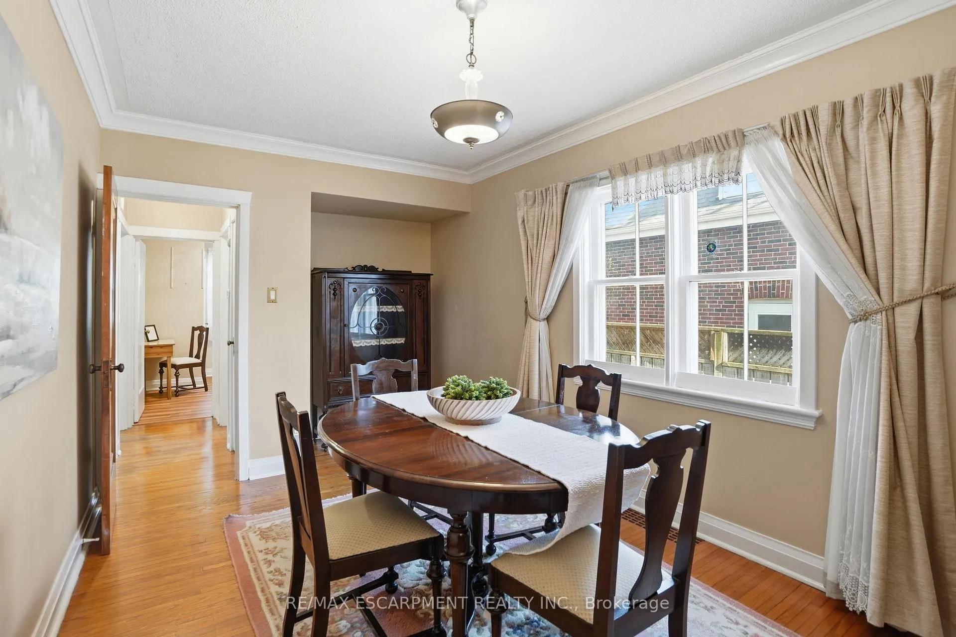 Photo 11 of 123 Longwood Road N, Hamilton, Westdale — HOMEH