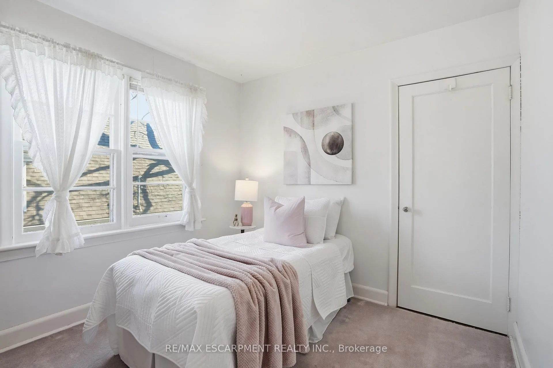 Photo 24 of 123 Longwood Road N, Hamilton, Westdale — HOMEH