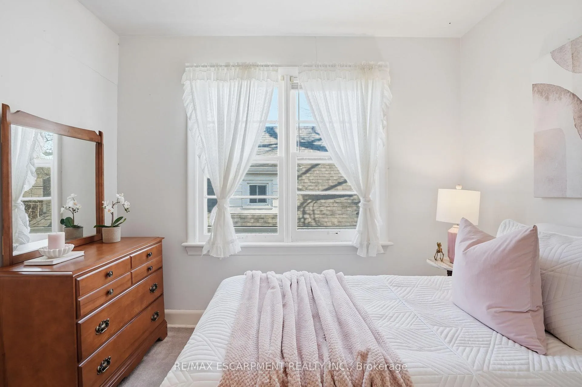 Photo 25 of 123 Longwood Road N, Hamilton, Westdale — HOMEH