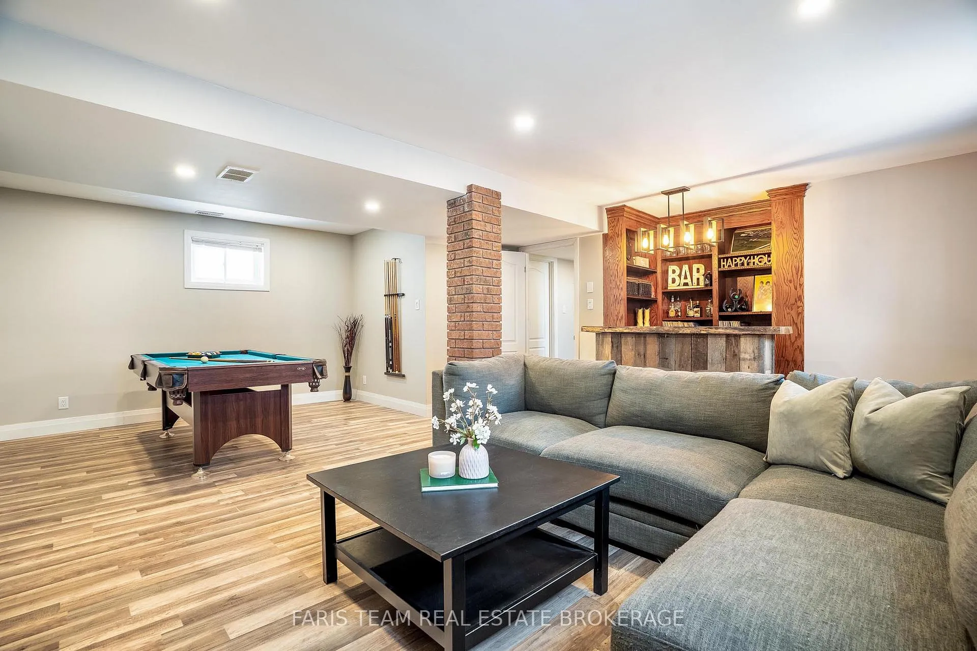 Photo 30 of 61 Mill Street E, Springwater, Rural Springwater — HOMEH
