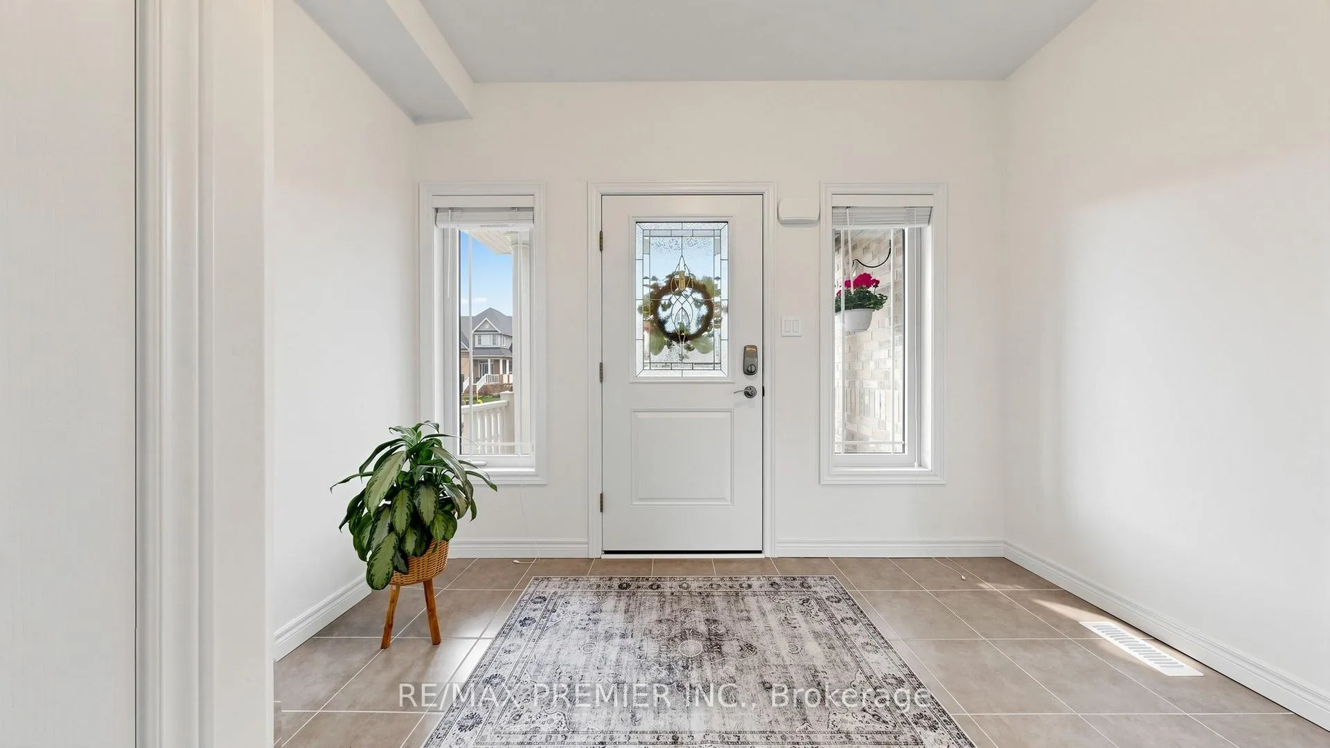 Photo 5 of 11 Arnold Crescent, Essa, Angus — HOMEH