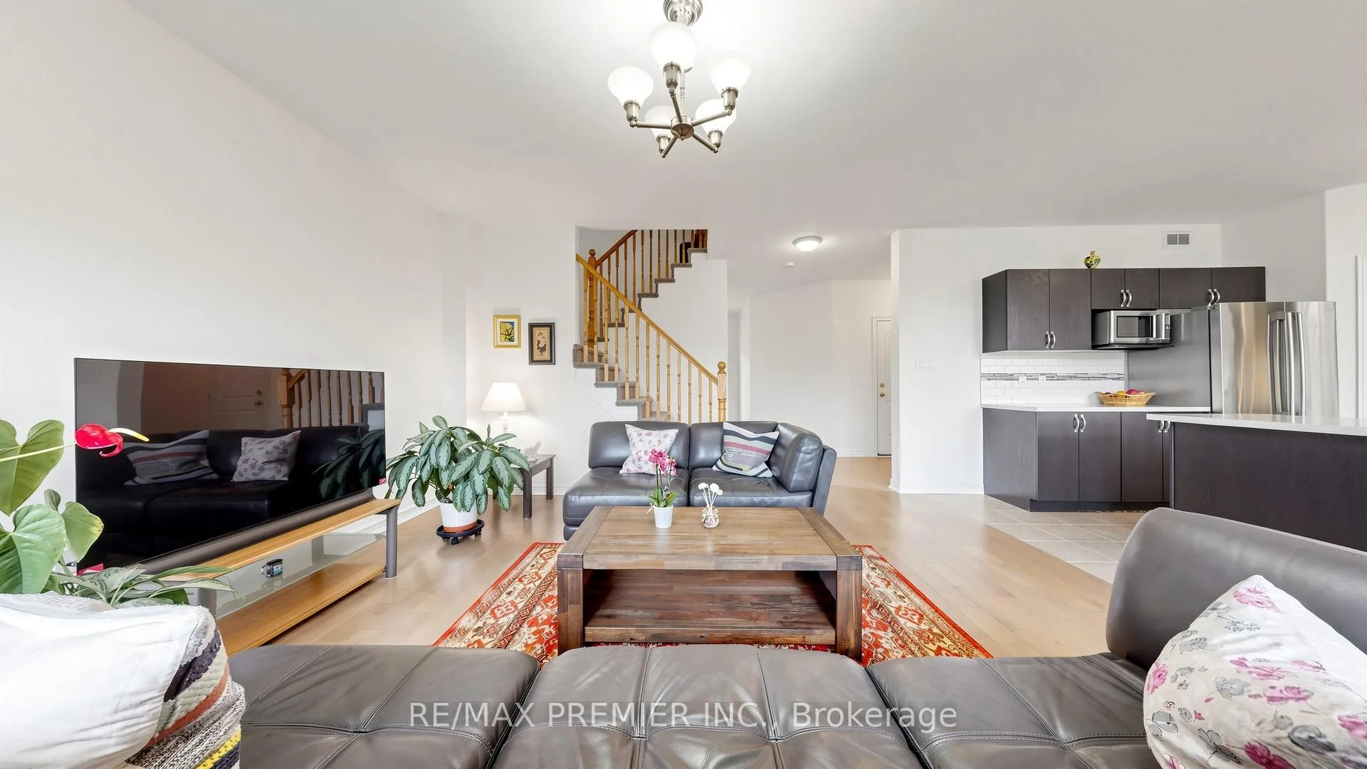 Photo 8 of 11 Arnold Crescent, Essa, Angus — HOMEH