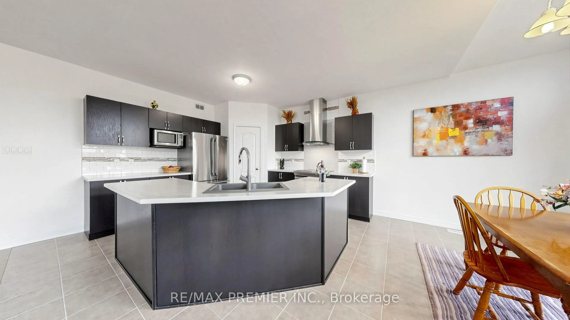 Photo 13 of 11 Arnold Crescent, Essa, Angus — HOMEH