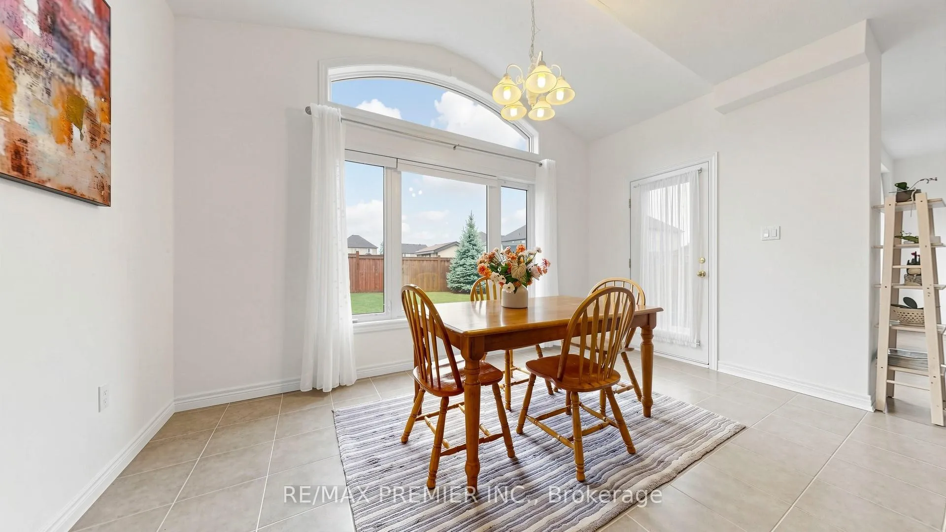 Photo 18 of 11 Arnold Crescent, Essa, Angus — HOMEH