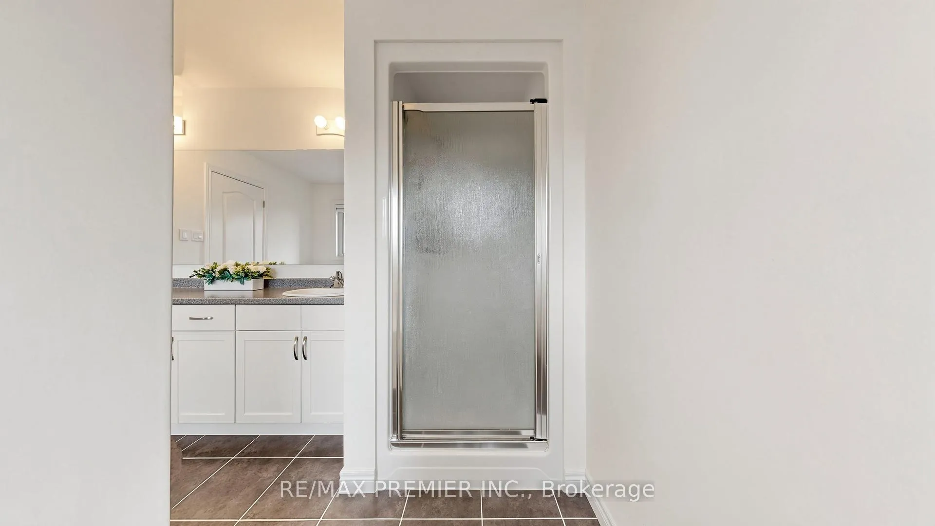 Photo 29 of 11 Arnold Crescent, Essa, Angus — HOMEH
