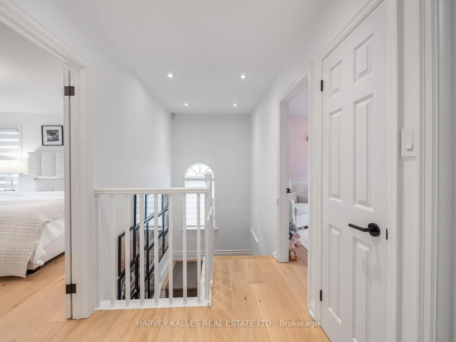 Photo 17 of 431 Douglas Avenue, Toronto, Bedford Park-Nortown — HOMEH