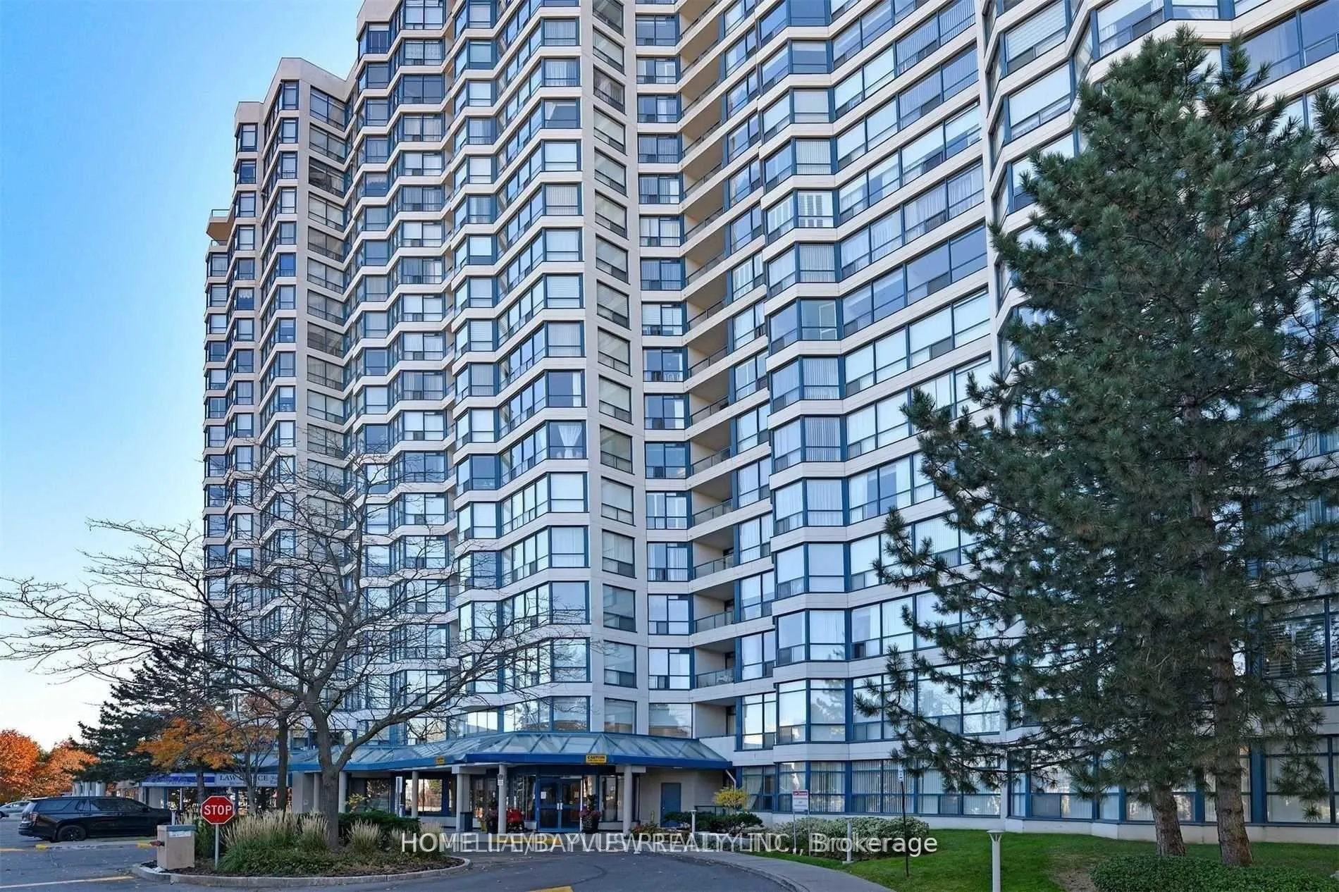 Front of Unit 1509, 7300 Yonge Street W