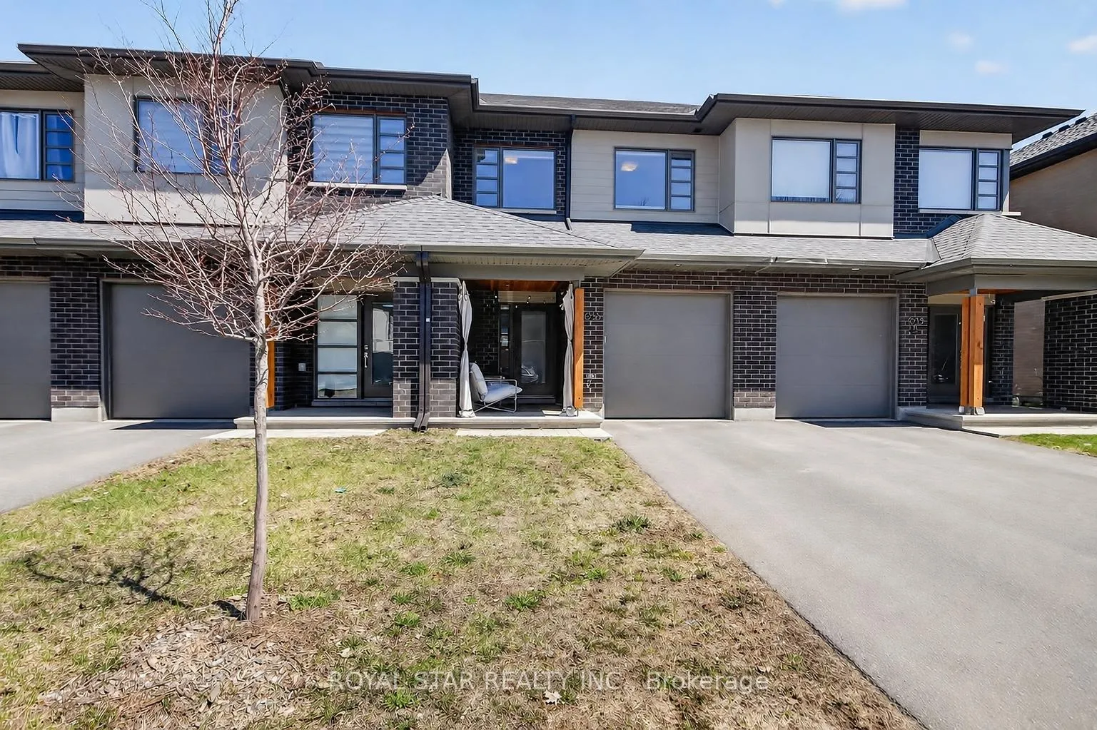 Photo 2 of 1033 Eider Street, Ottawa, Riverside South/Gloucester Glen — HOMEH