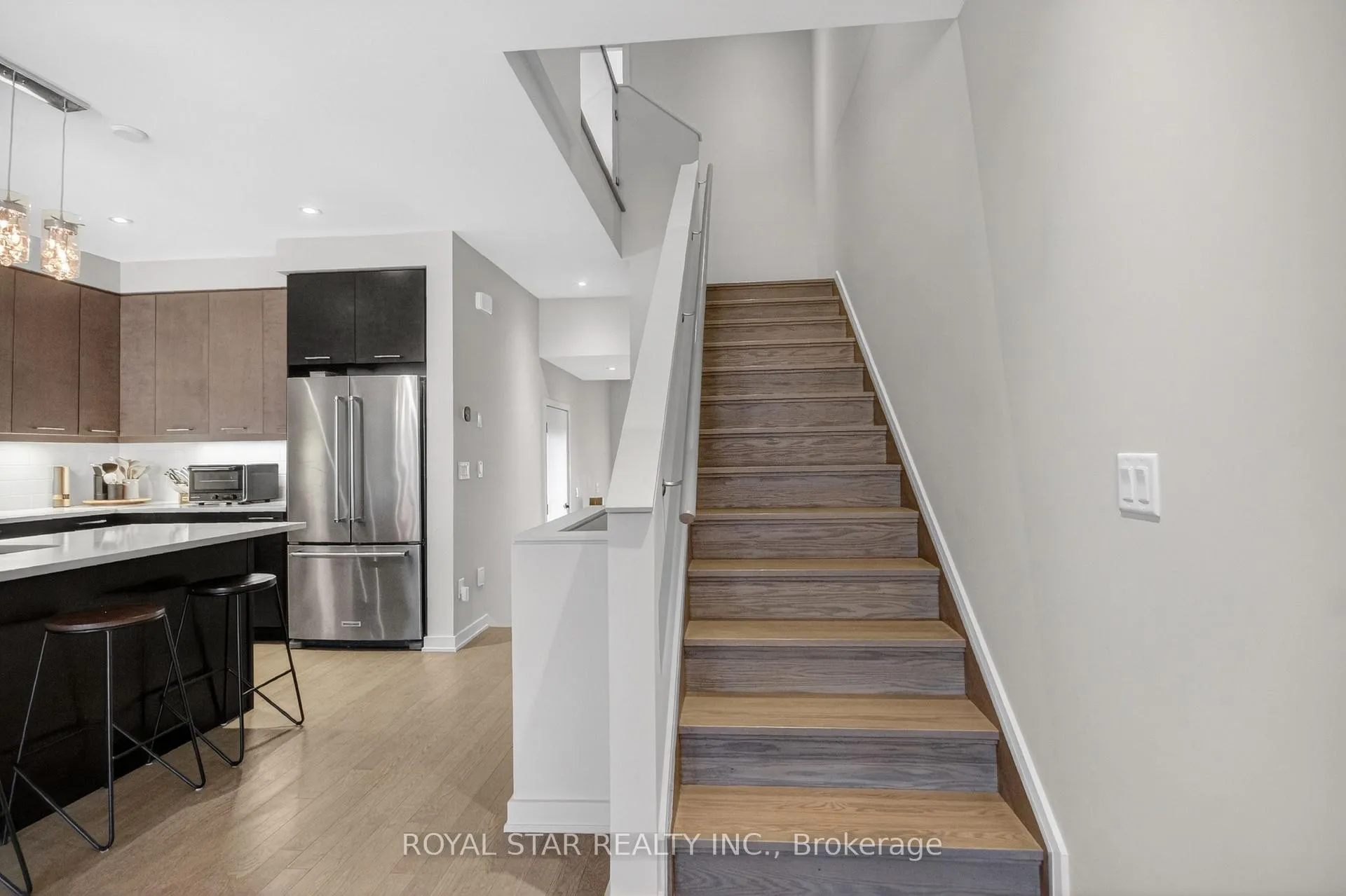 Photo 23 of 1033 Eider Street, Ottawa, Riverside South/Gloucester Glen — HOMEH