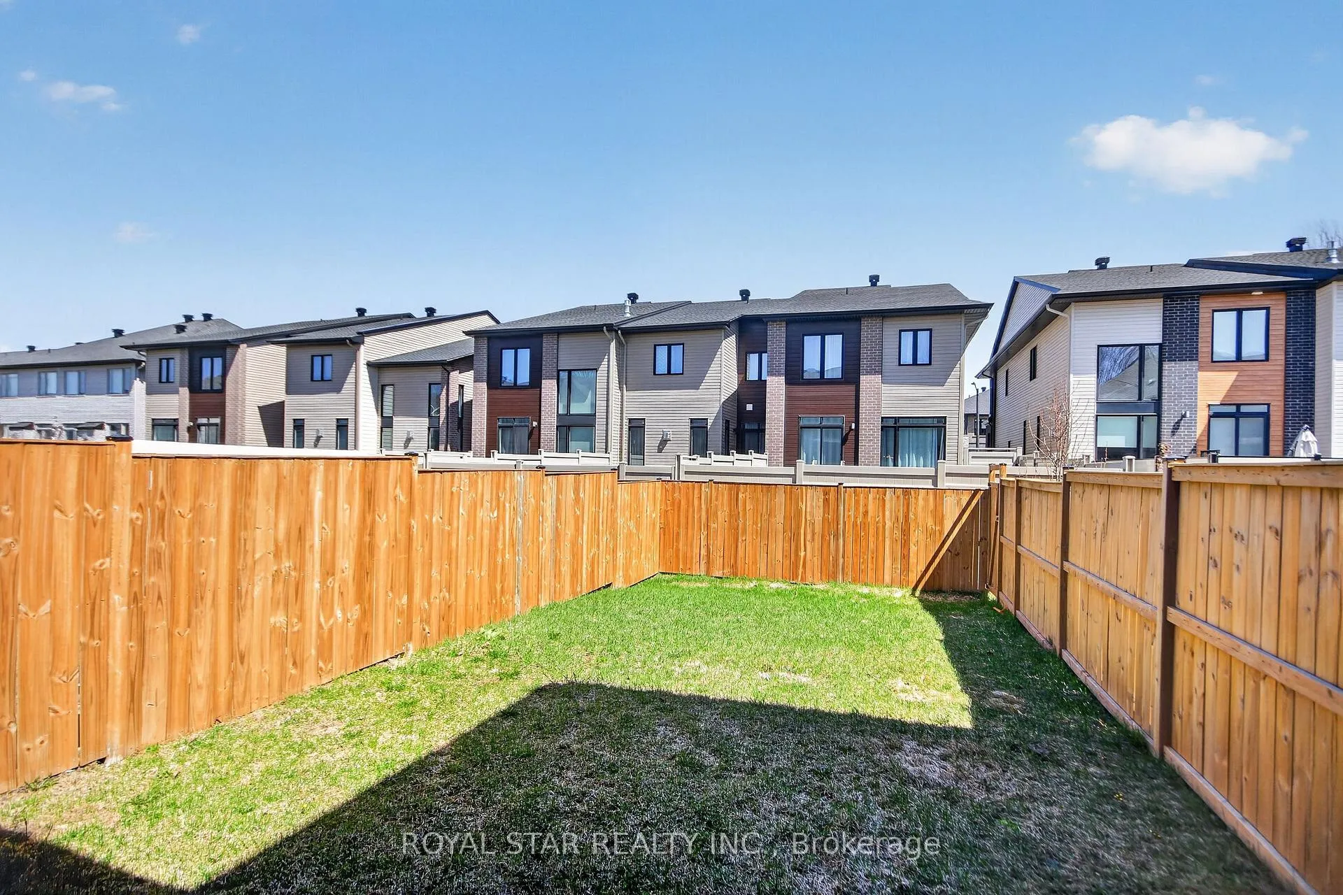 Photo 40 of 1033 Eider Street, Ottawa, Riverside South/Gloucester Glen — HOMEH
