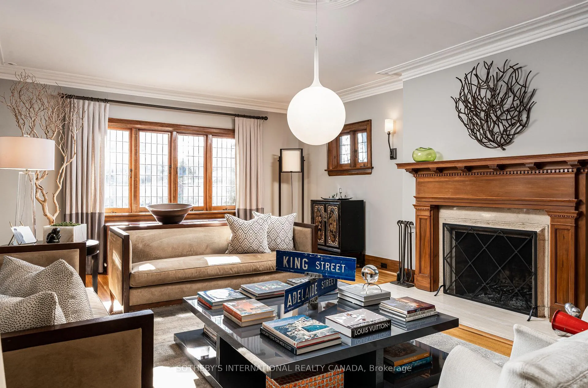 Photo 2 of Unit Upper, 22 Edmund Avenue, Toronto, Casa Loma — HOMEH