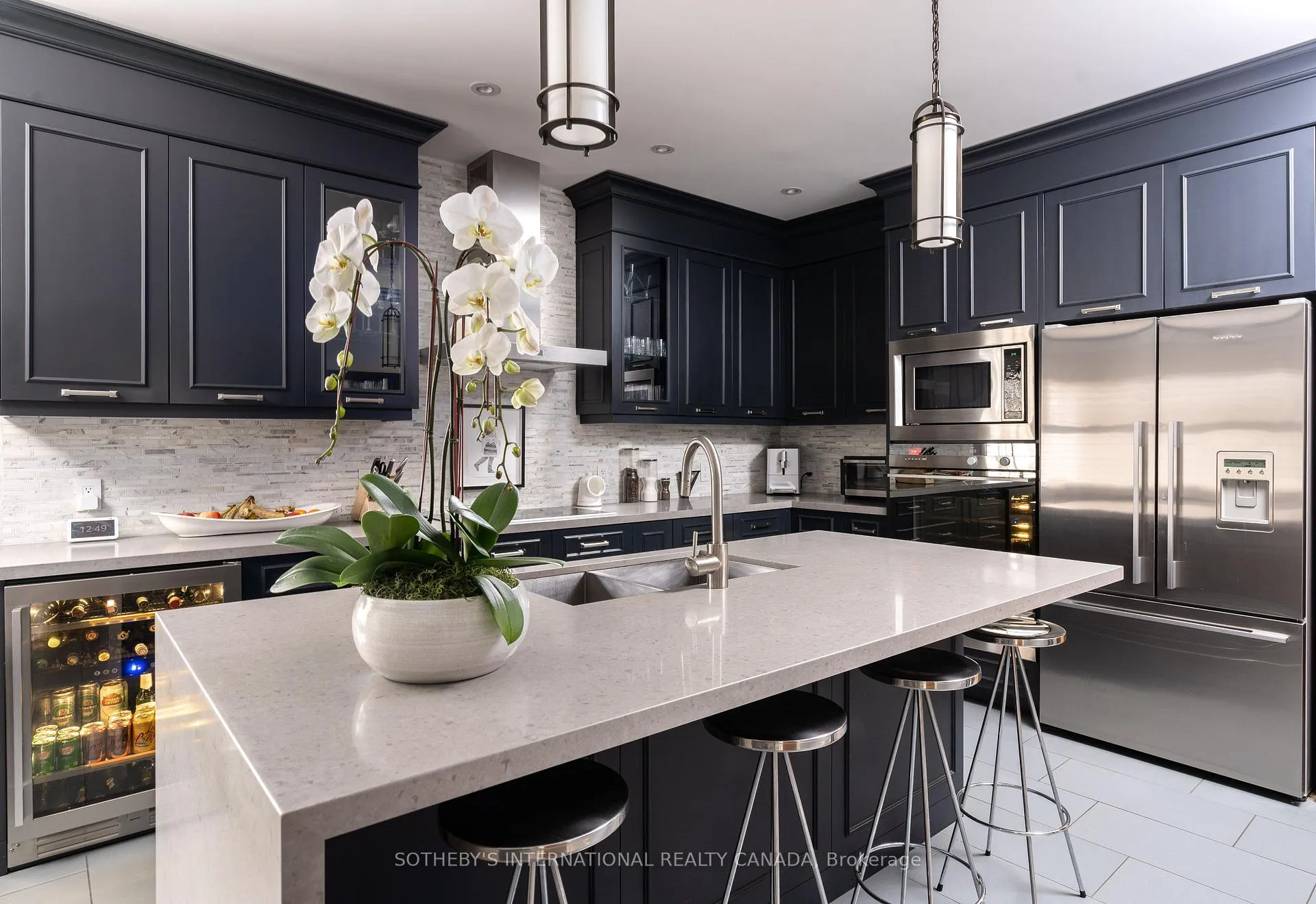 Photo 9 of Unit Upper, 22 Edmund Avenue, Toronto, Casa Loma — HOMEH