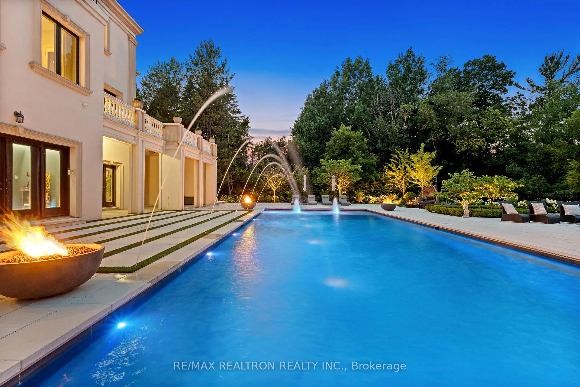Photo 8 of 59 Macamo Court, Vaughan, Rural Vaughan — HOMEH