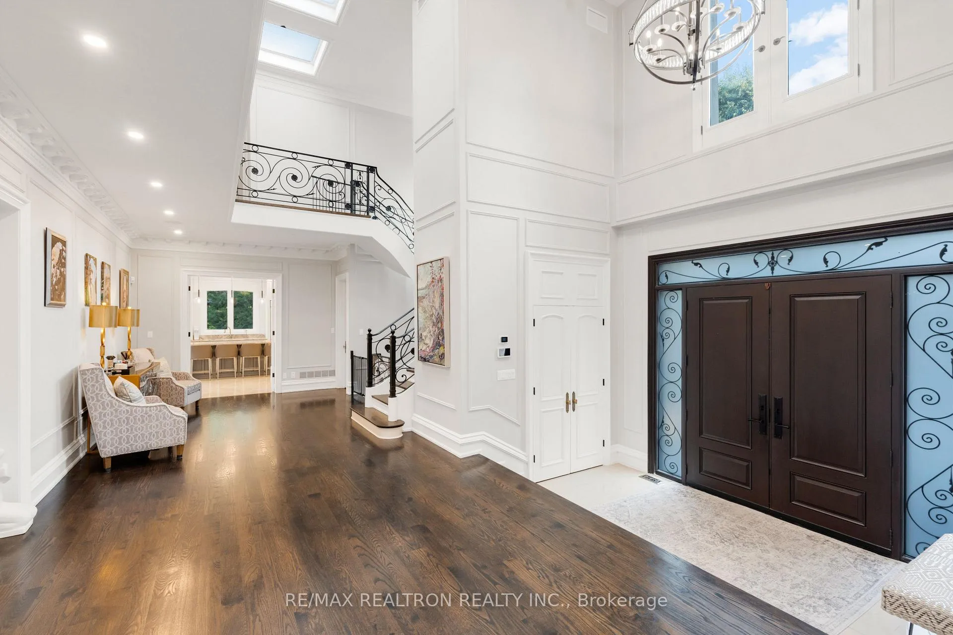 Photo 10 of 59 Macamo Court, Vaughan, Rural Vaughan — HOMEH