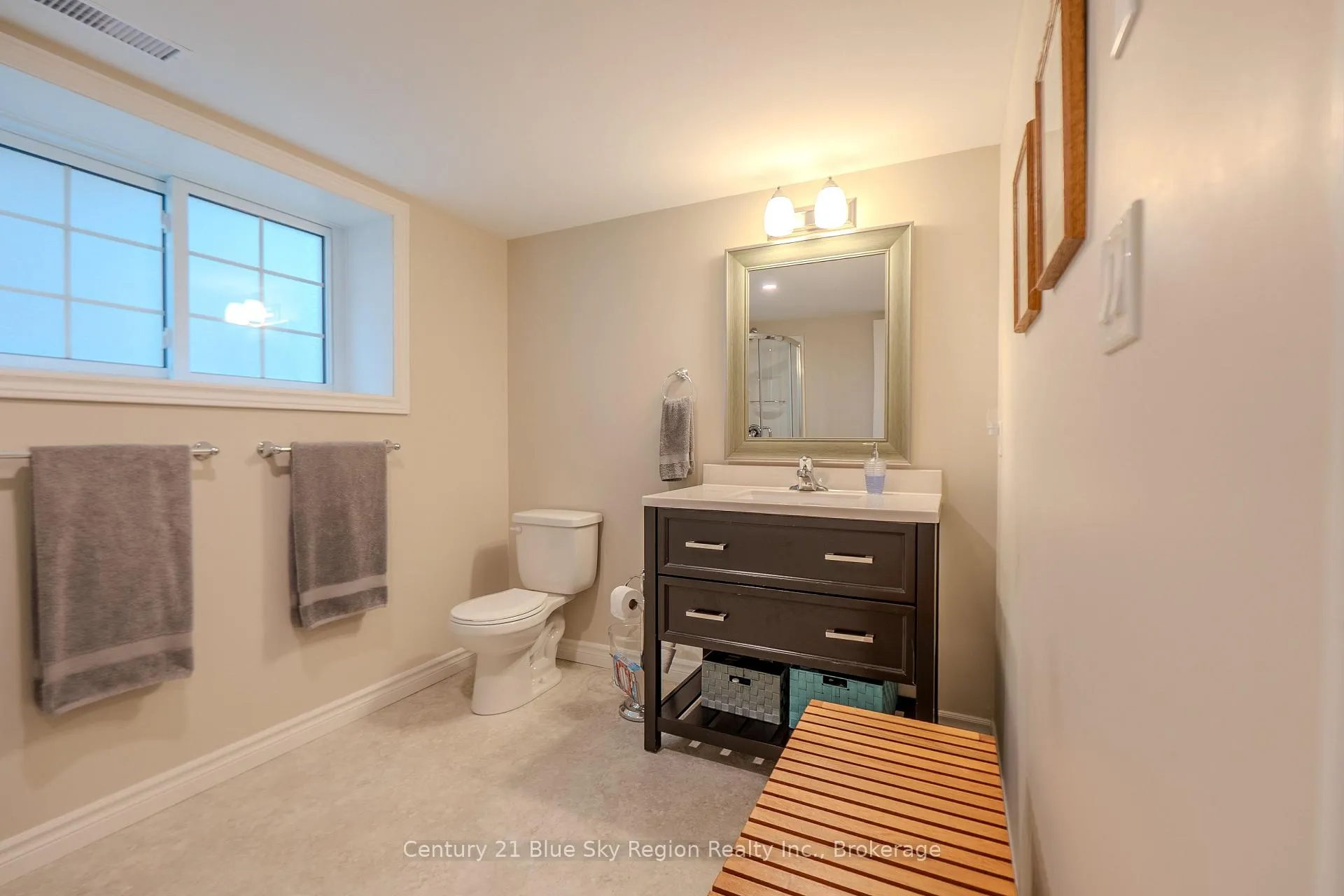 Photo 29 of 8 Willfred Drive, North Bay, Ferris — HOMEH