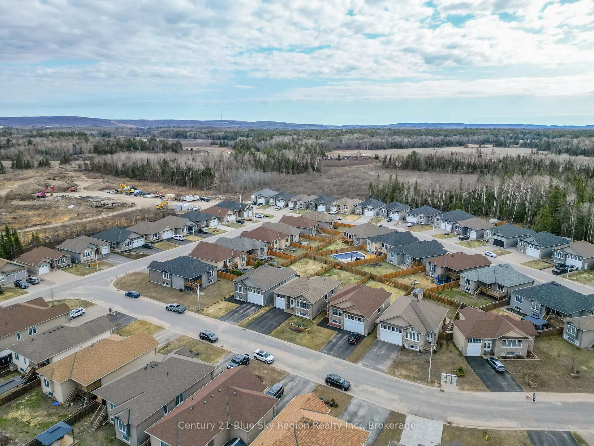 Photo 43 of 8 Willfred Drive, North Bay, Ferris — HOMEH