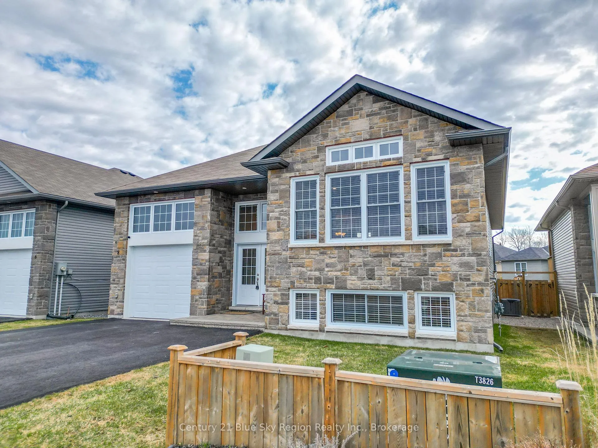 Photo 45 of 8 Willfred Drive, North Bay, Ferris — HOMEH