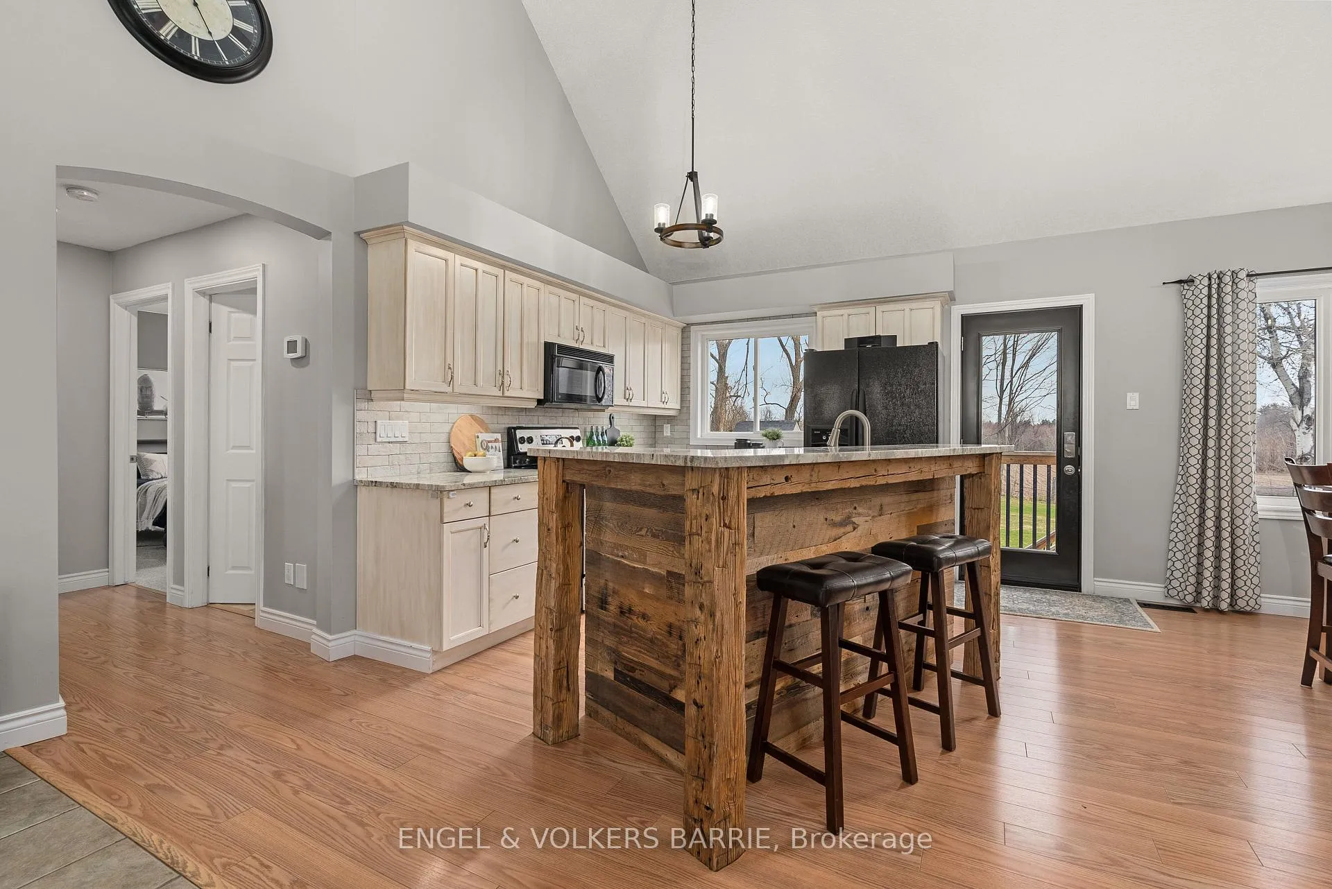 Photo 9 of 4629 4 Line N, Oro-Medonte, Rural Oro-Medonte — HOMEH