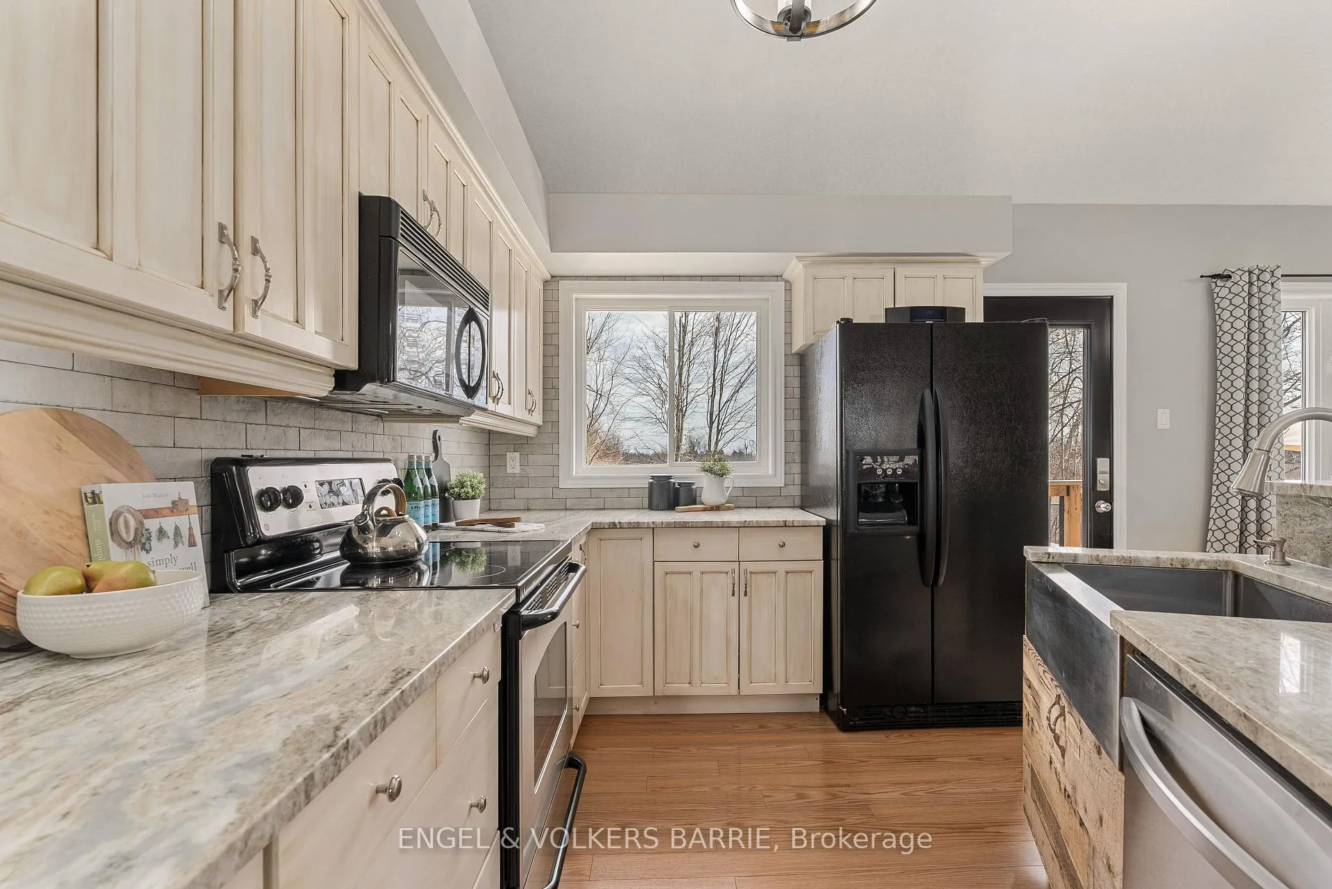 Photo 15 of 4629 4 Line N, Oro-Medonte, Rural Oro-Medonte — HOMEH