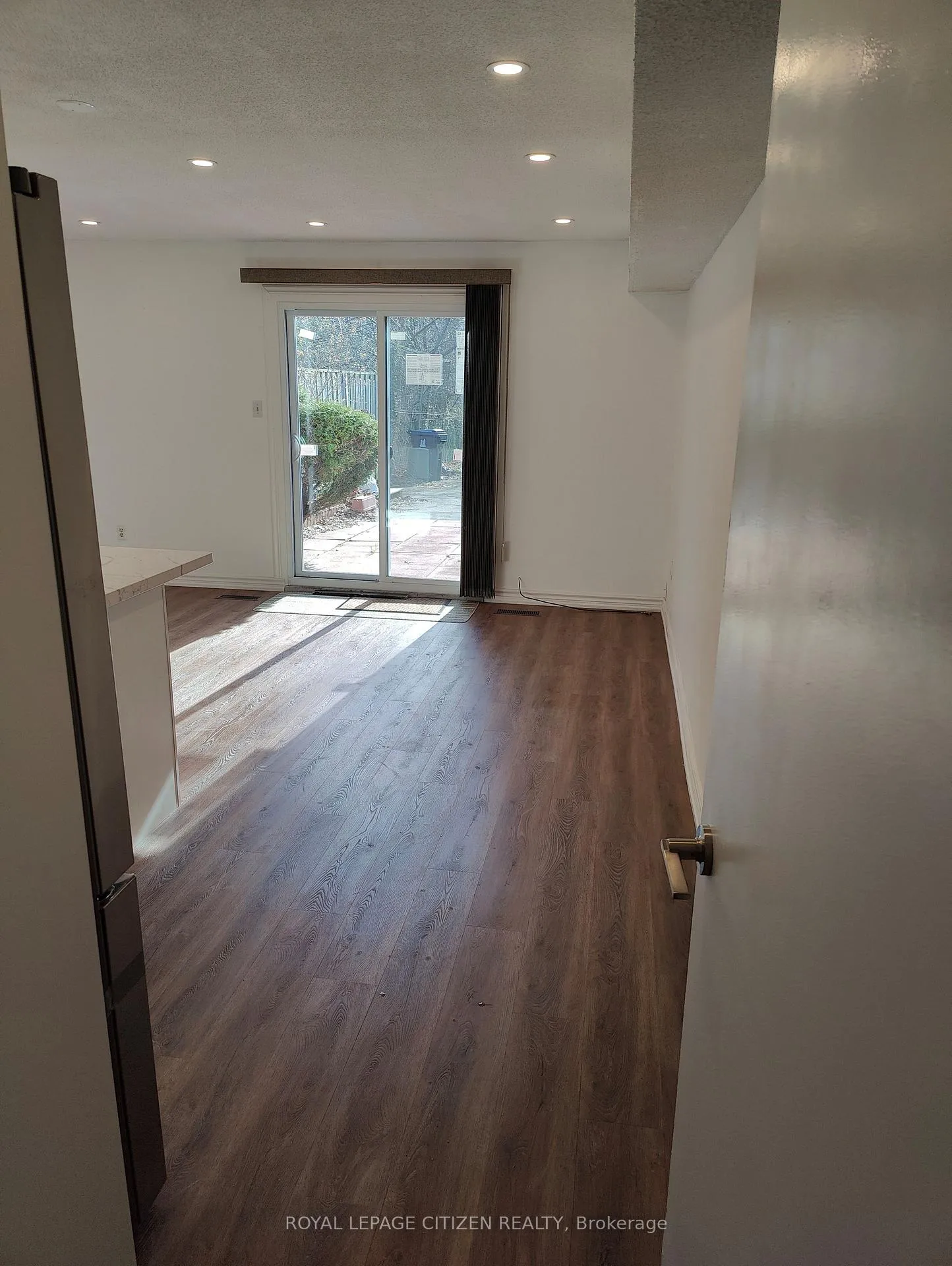 Photo 7 of Unit Lower, 594A Birchmount Road, Scarborough, Clairlea-Birchmount — HOMEH
