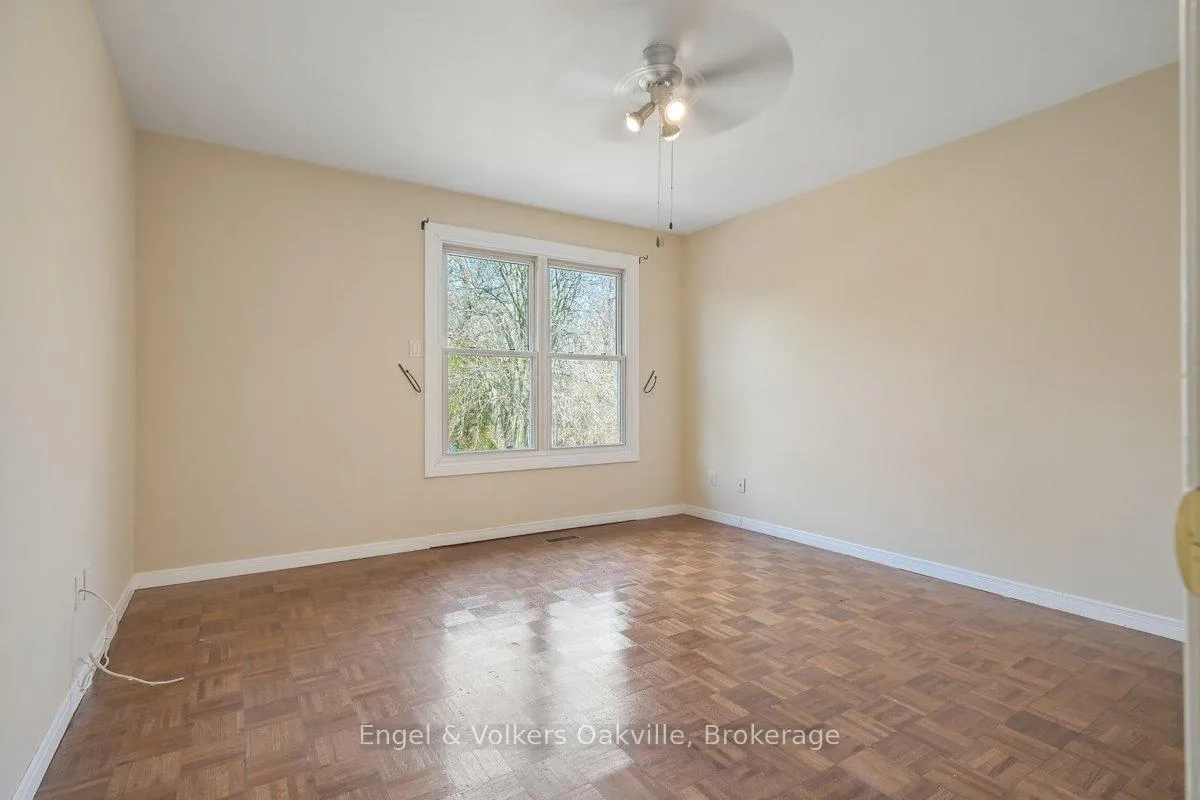 Photo 23 of 1223 Hudson Place, Oakville, Falgarwood — HOMEH