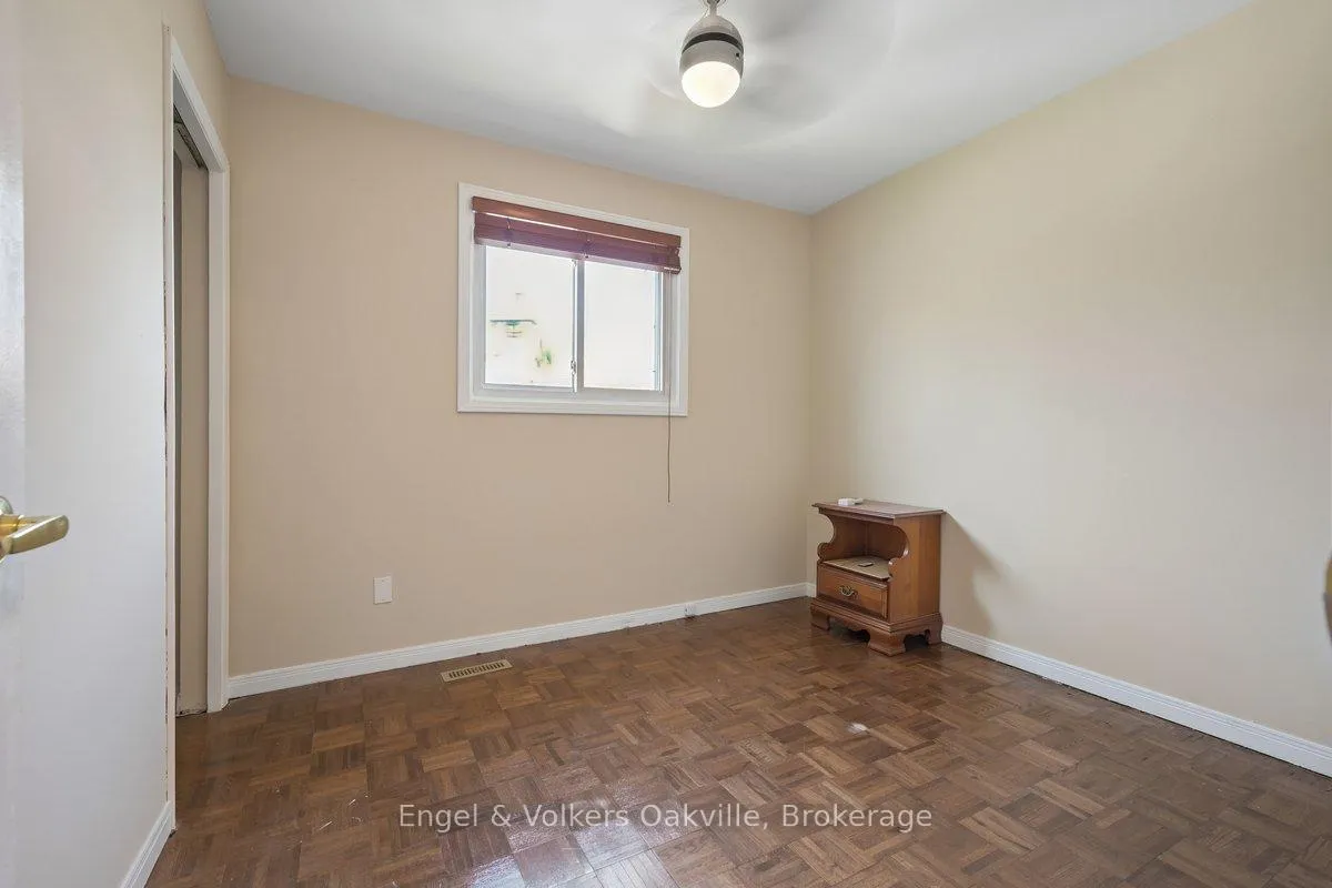 Photo 25 of 1223 Hudson Place, Oakville, Falgarwood — HOMEH