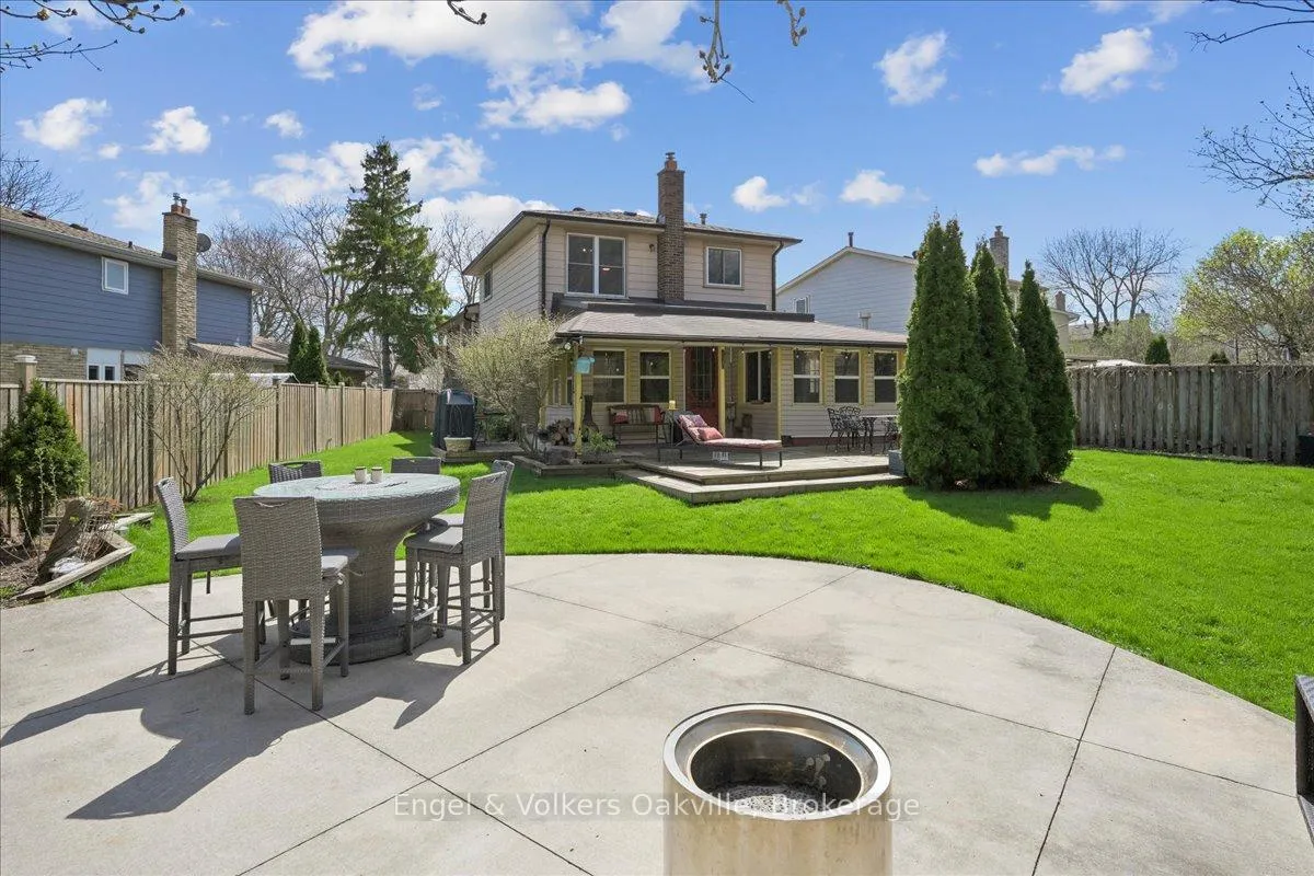 Photo 37 of 1223 Hudson Place, Oakville, Falgarwood — HOMEH