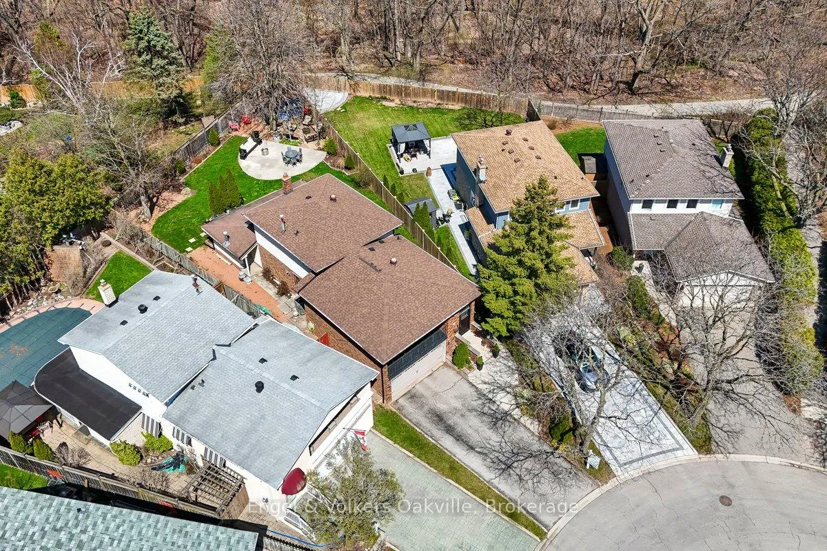 Photo 43 of 1223 Hudson Place, Oakville, Falgarwood — HOMEH
