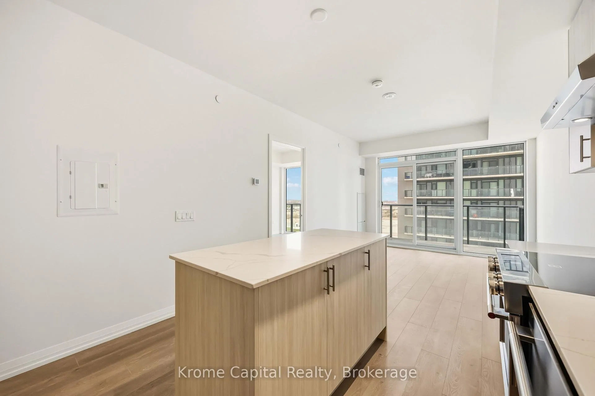 Photo 10 of Unit 2002, 27 Korda Gate, Vaughan, Vellore Village — HOMEH