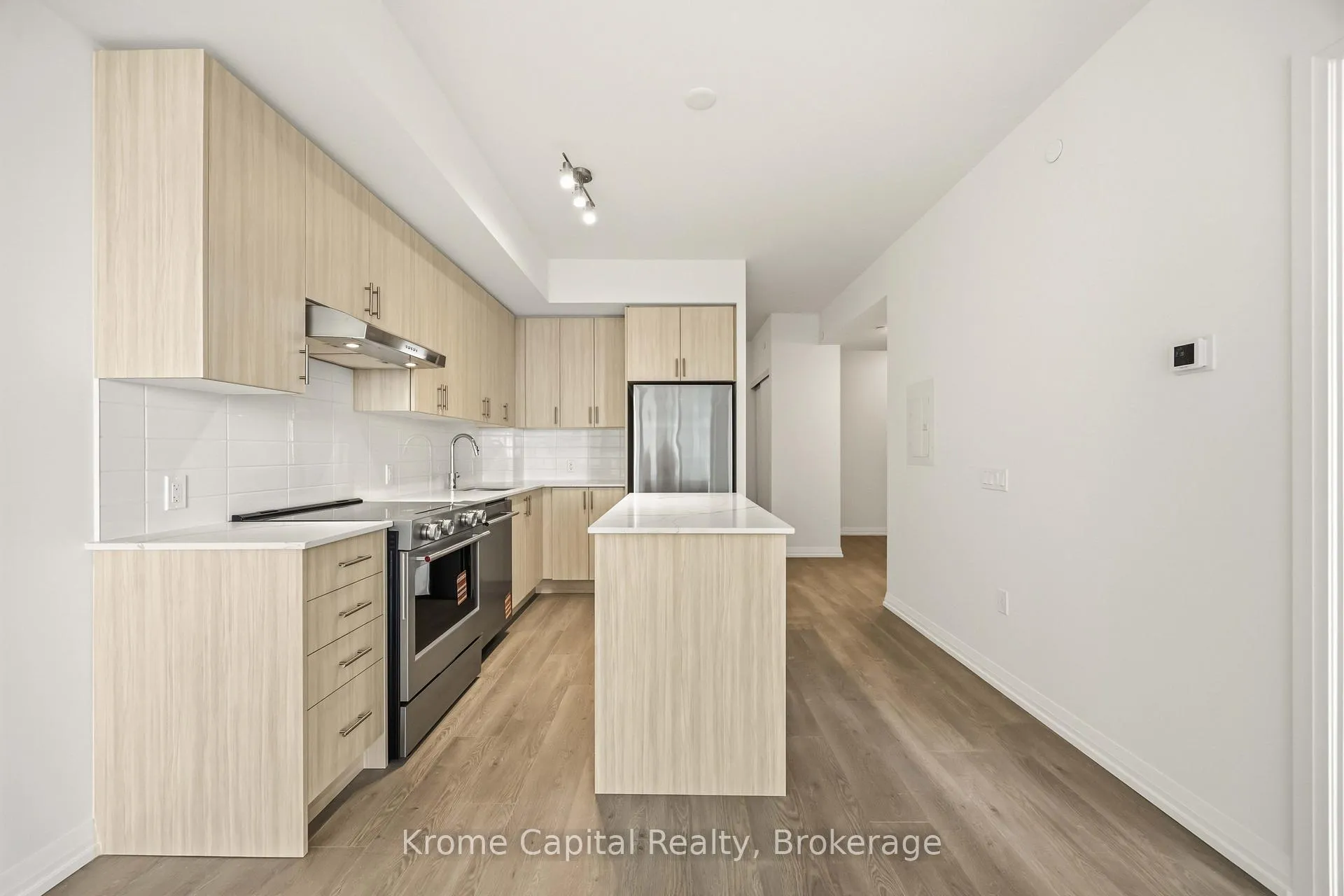 Photo 14 of Unit 2002, 27 Korda Gate, Vaughan, Vellore Village — HOMEH