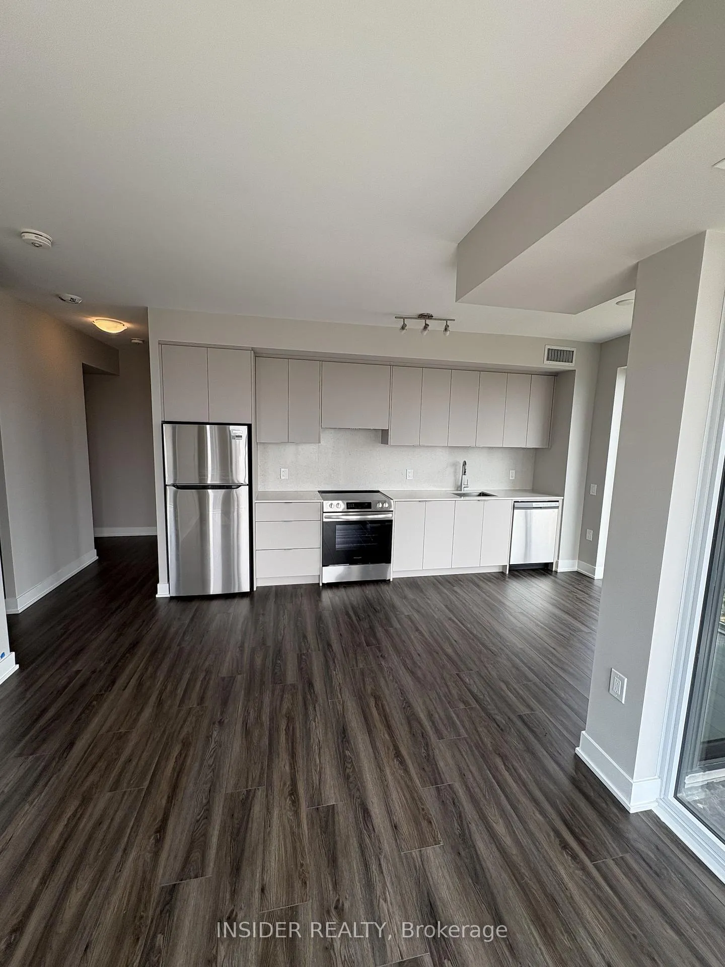 Photo 4 of Unit 1105, 2088 James Street, Burlington, Brant — HOMEH