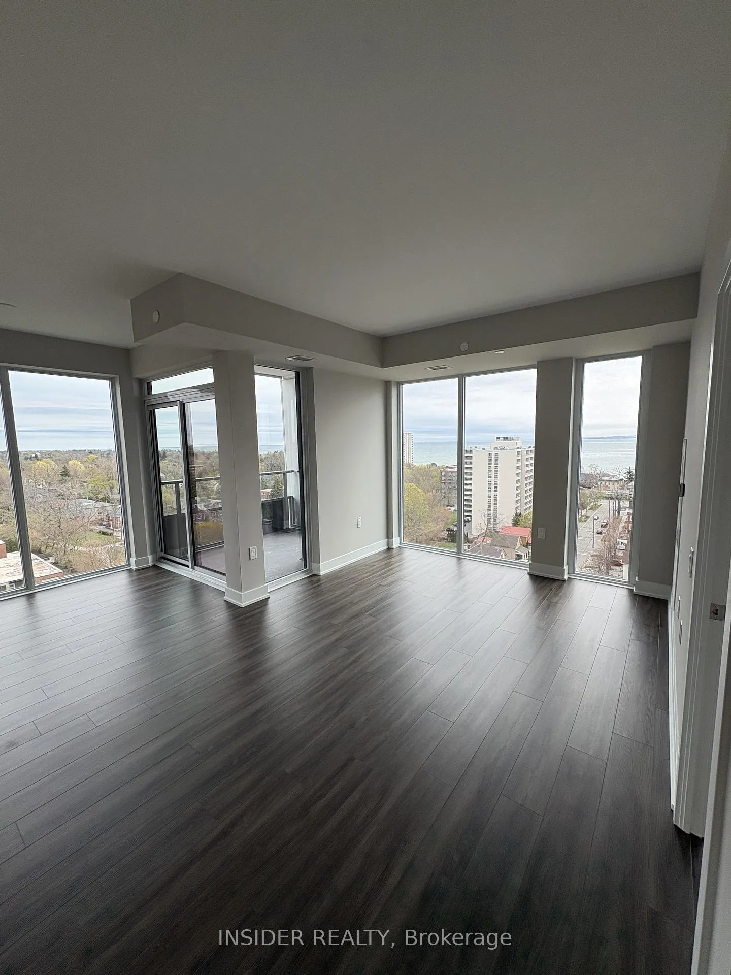Photo 6 of Unit 1105, 2088 James Street, Burlington, Brant — HOMEH