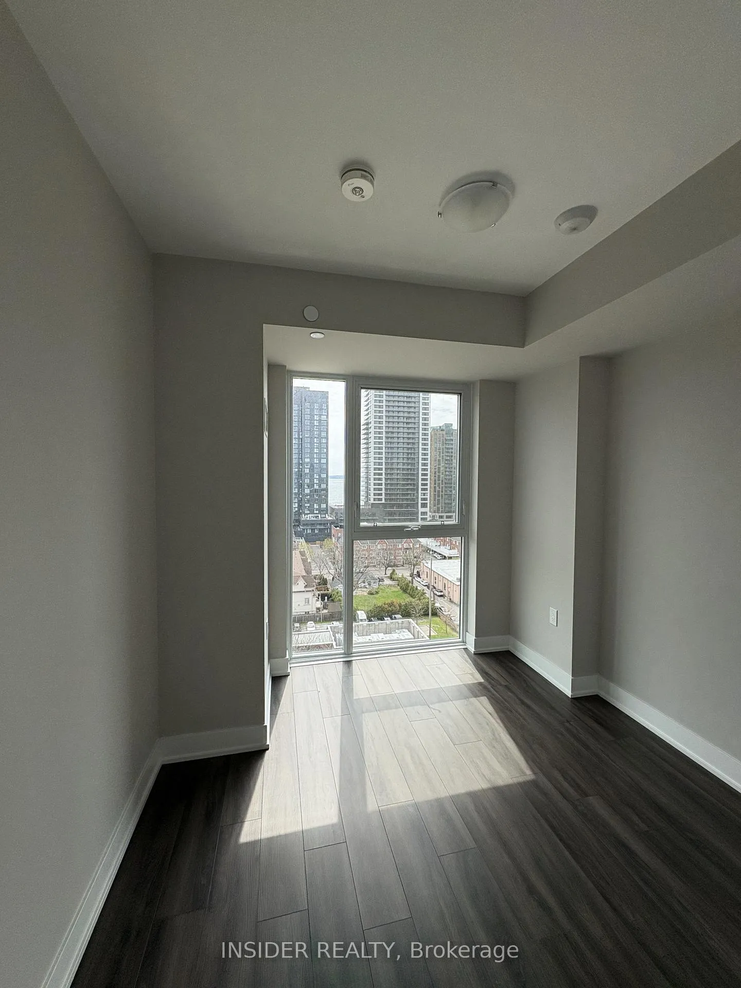 Photo 8 of Unit 1105, 2088 James Street, Burlington, Brant — HOMEH