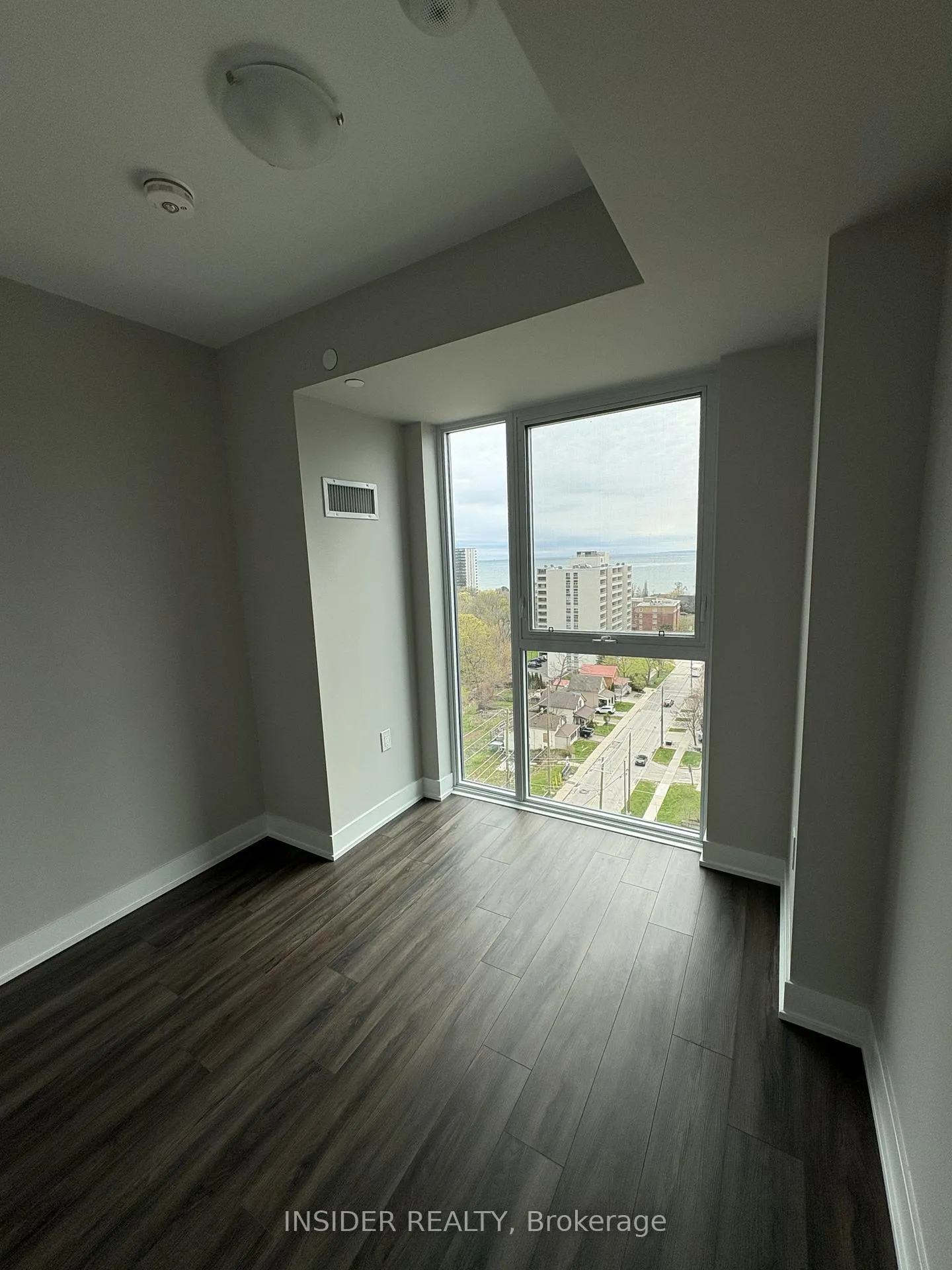 Photo 9 of Unit 1105, 2088 James Street, Burlington, Brant — HOMEH