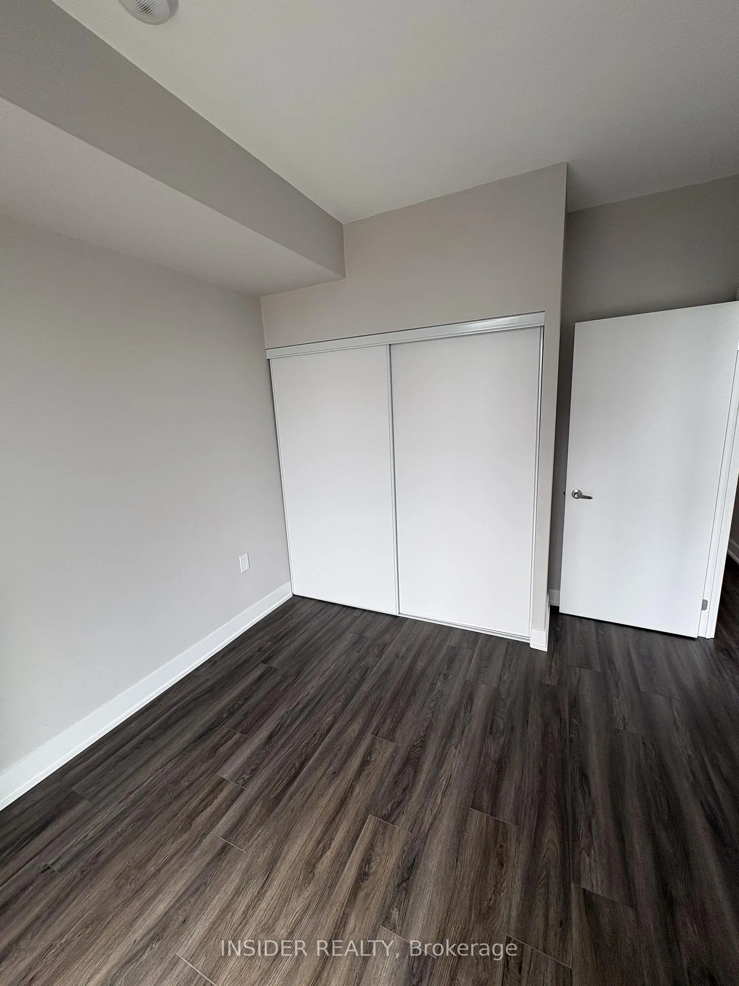 Photo 10 of Unit 1105, 2088 James Street, Burlington, Brant — HOMEH
