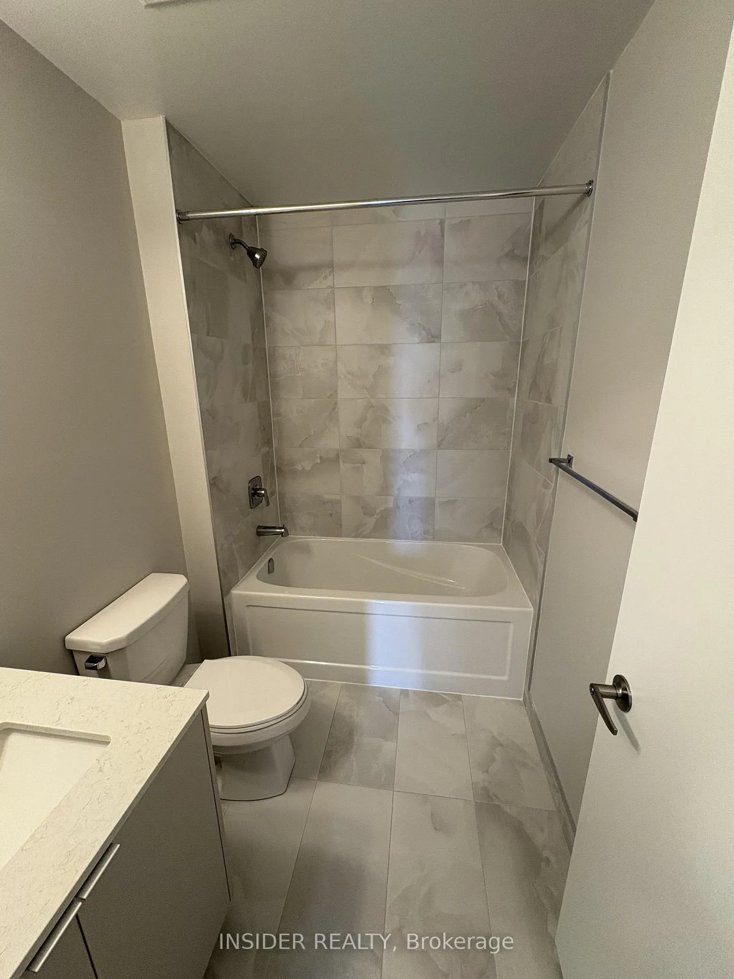 Photo 16 of Unit 1105, 2088 James Street, Burlington, Brant — HOMEH