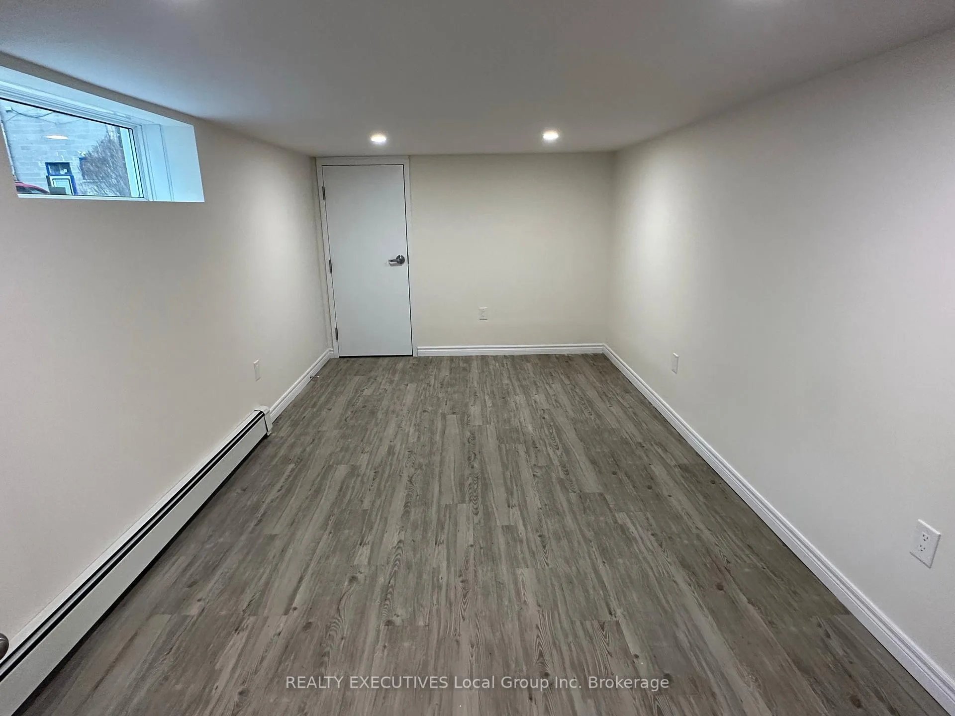 Photo 14 of 272 First Avenue W, North Bay, Central — HOMEH