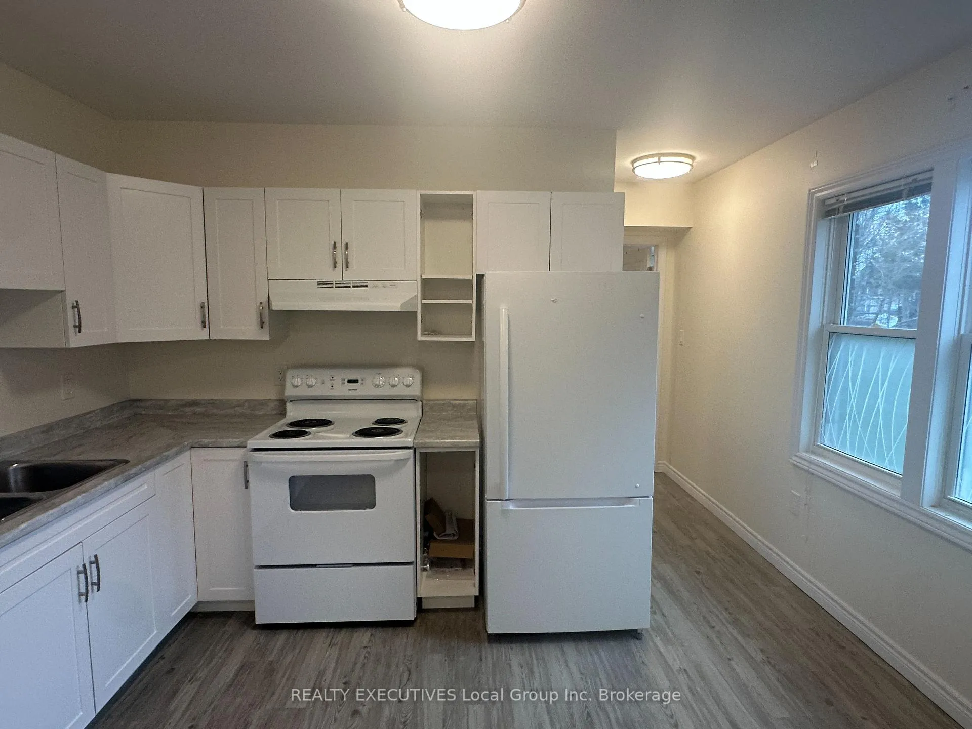 Photo 23 of 272 First Avenue W, North Bay, Central — HOMEH