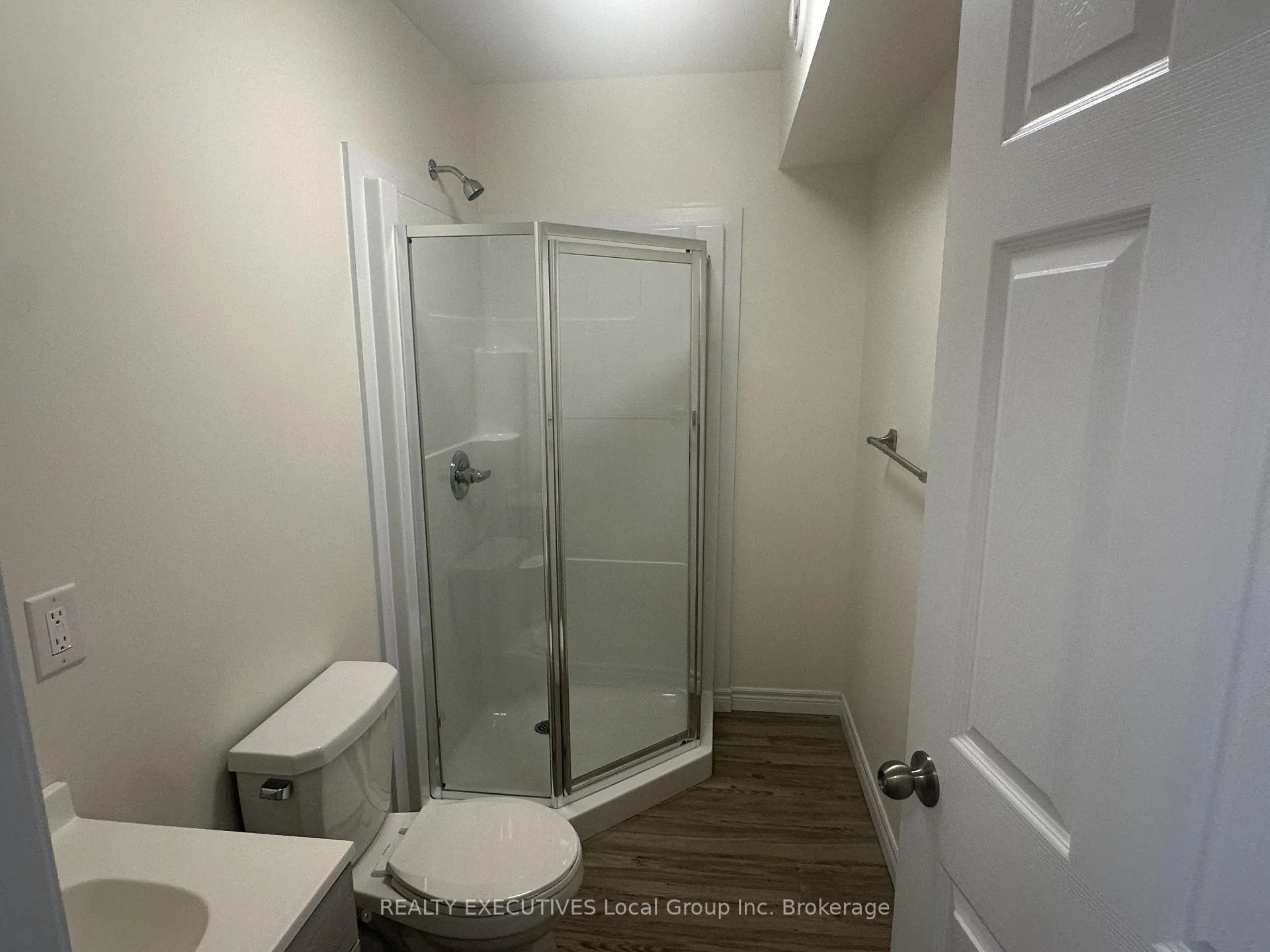 Photo 31 of 272 First Avenue W, North Bay, Central — HOMEH