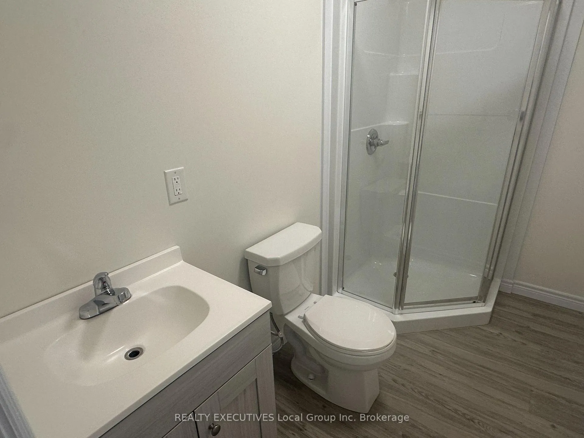 Photo 32 of 272 First Avenue W, North Bay, Central — HOMEH