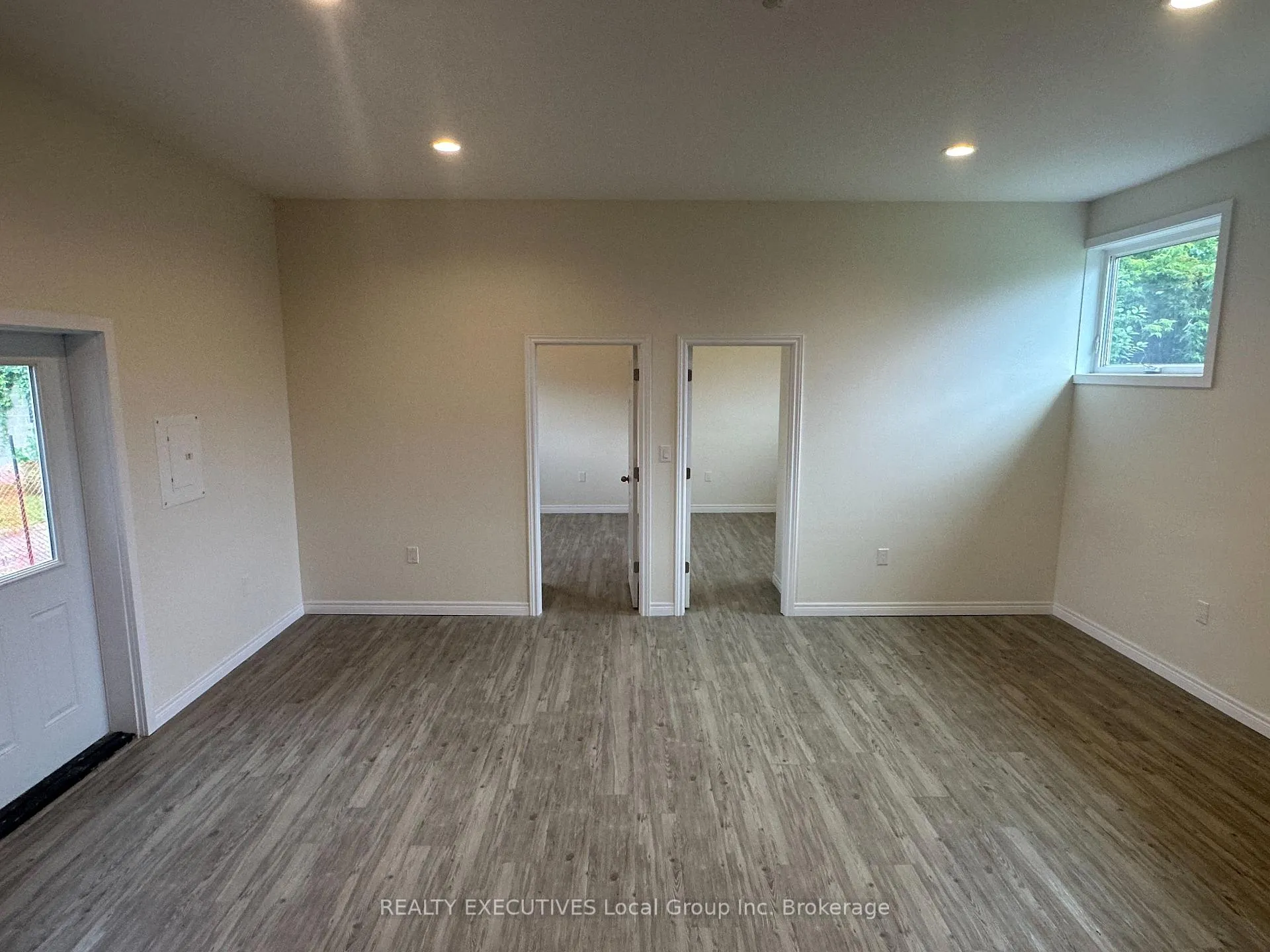 Photo 39 of 272 First Avenue W, North Bay, Central — HOMEH